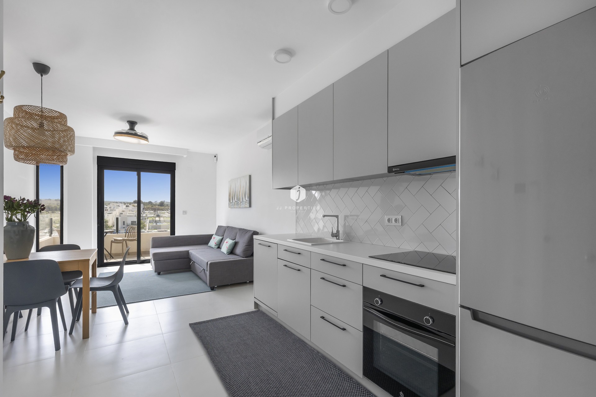 Resale - Apartment / flat -
San Miguel de Salinas - Inland