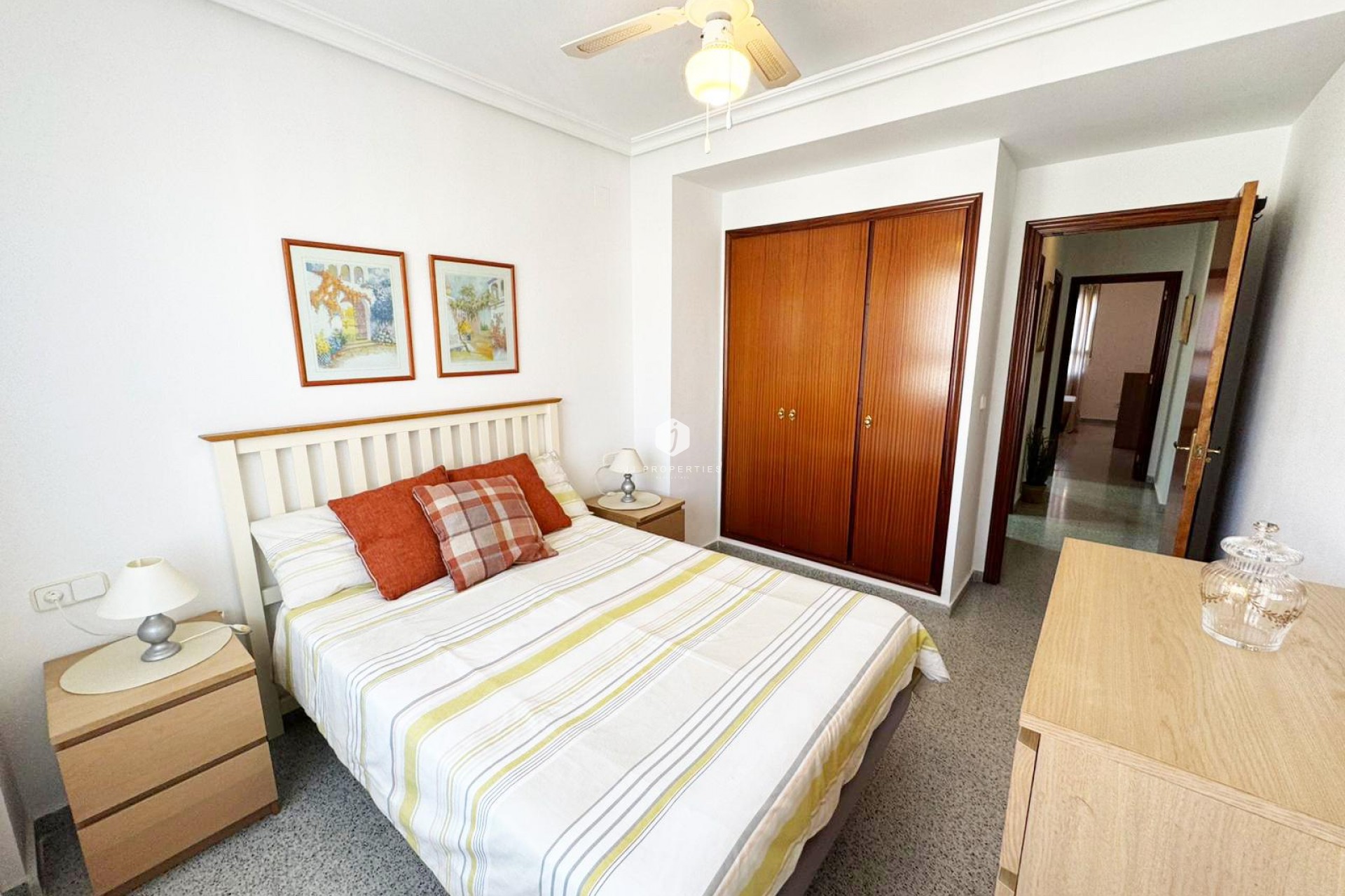 Resale - Apartment / flat -
San Miguel de Salinas - Inland