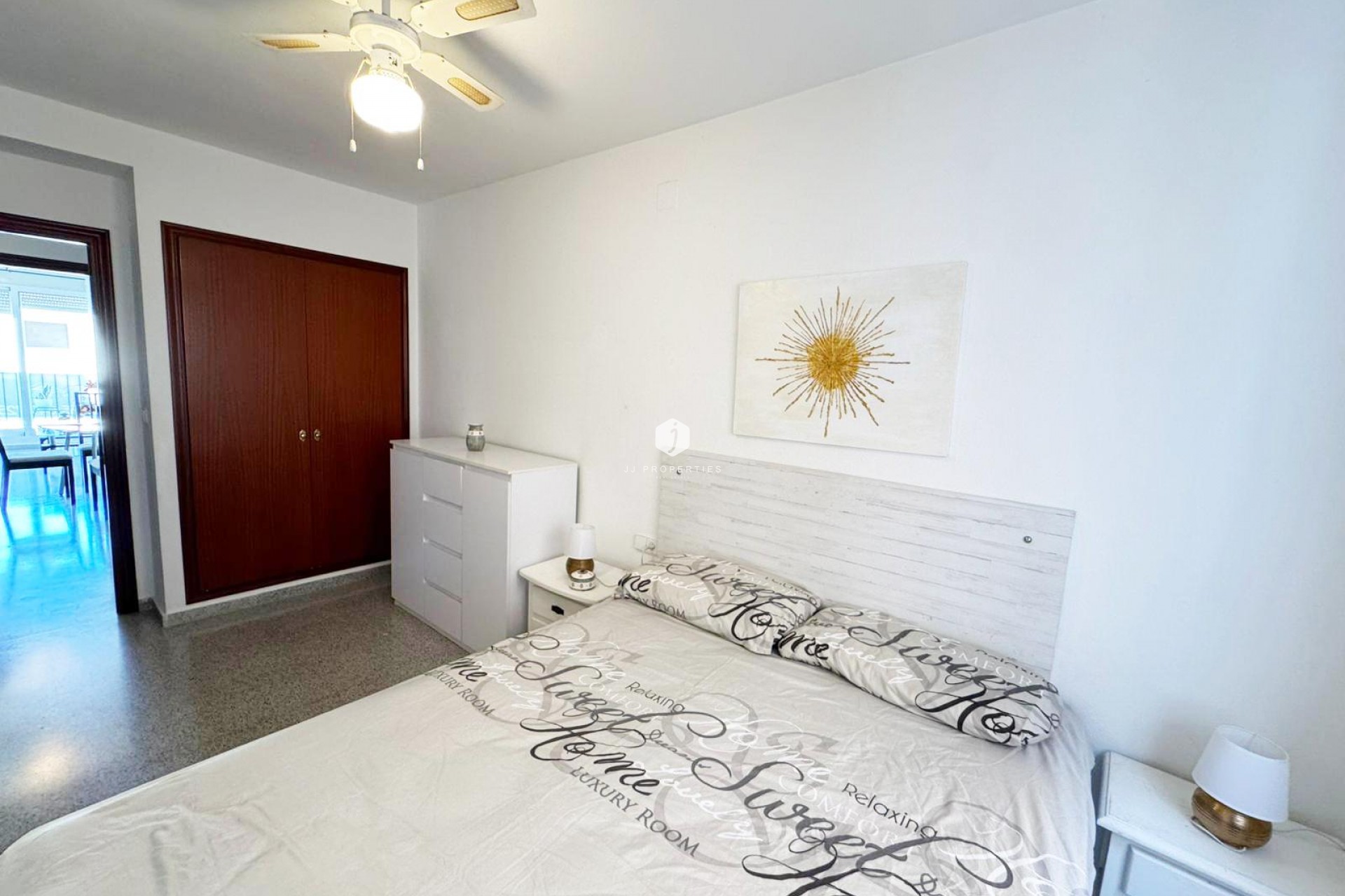 Resale - Apartment / flat -
San Miguel de Salinas - Inland