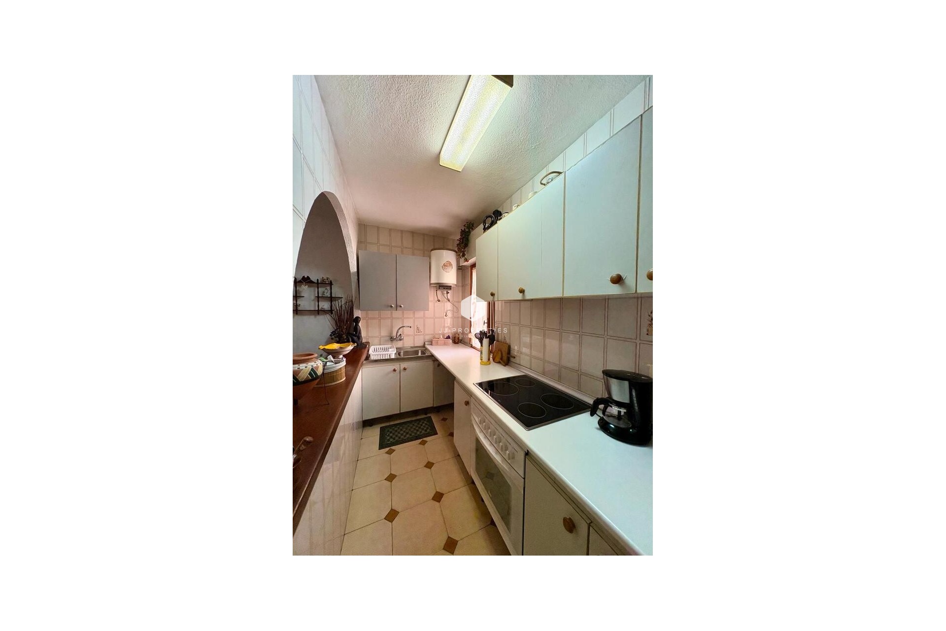 Resale - Apartment / flat -
Torrelamata - Costa Blanca