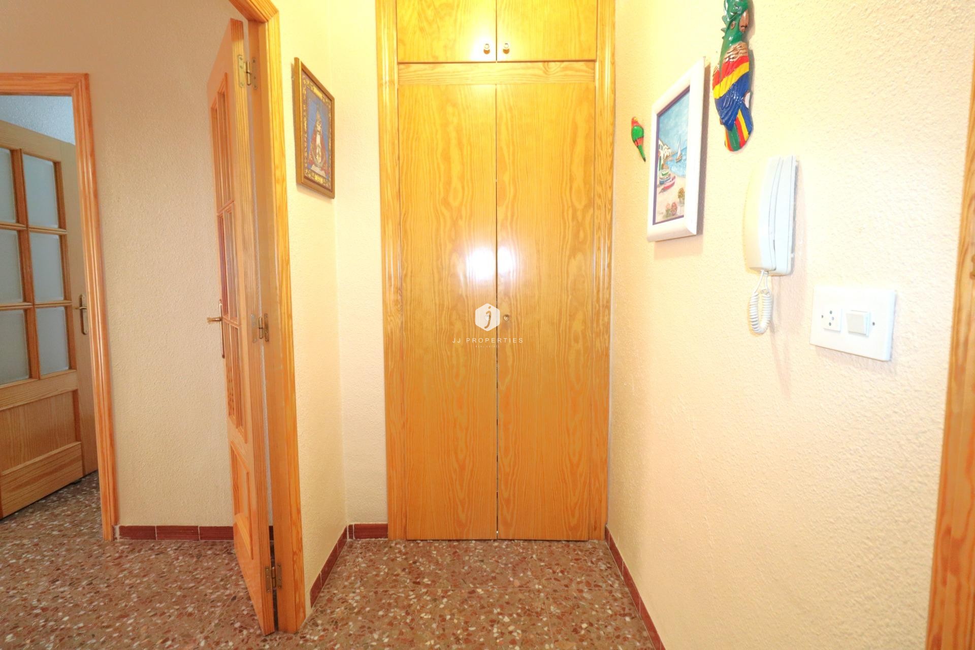Resale - Apartment / flat -
Torrevieja - Acequion