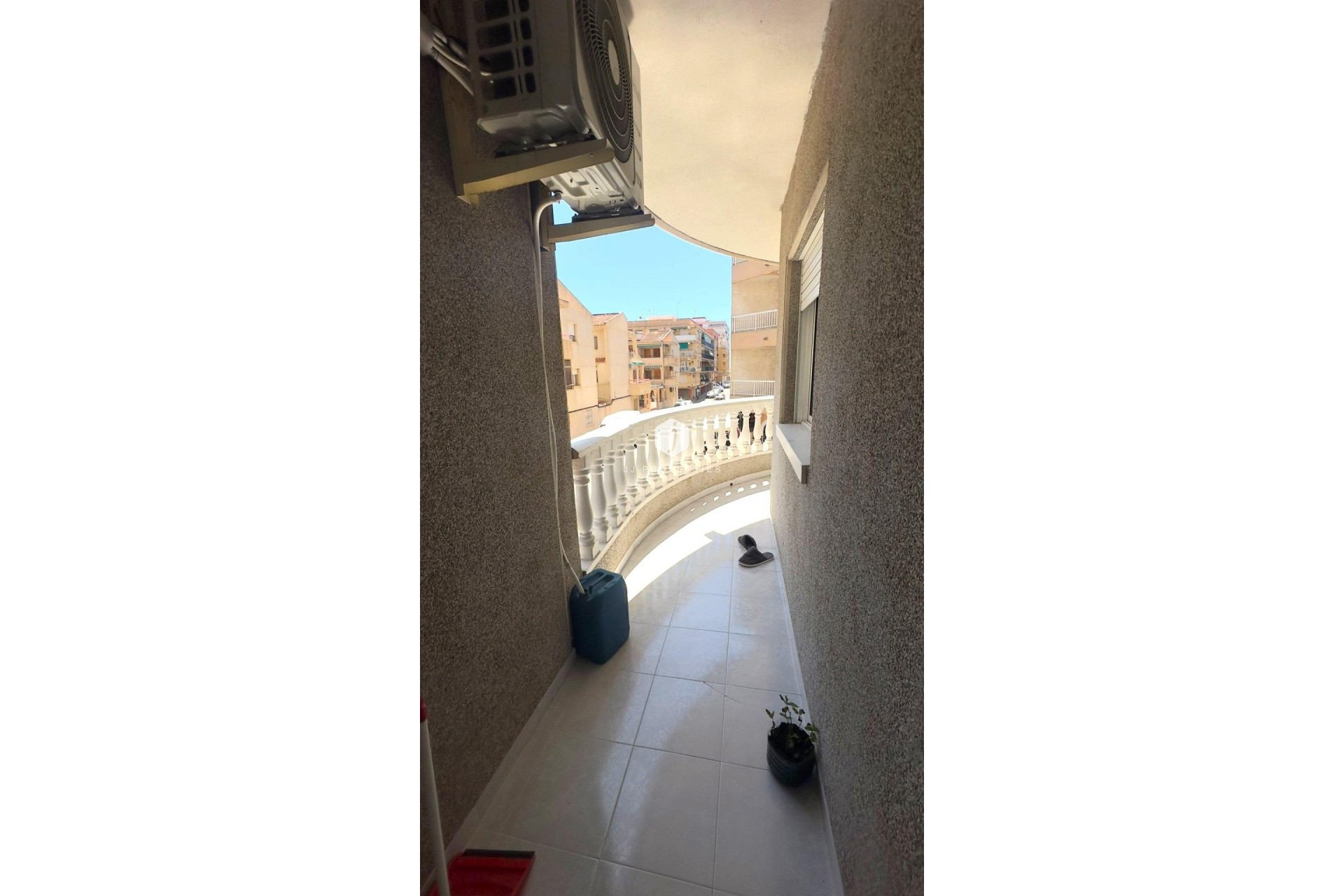 Resale - Apartment / flat -
Torrevieja - Acequion