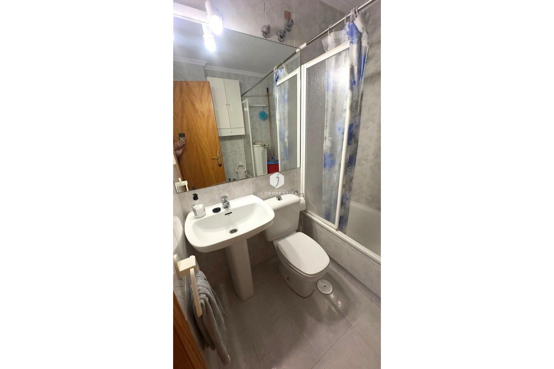 Resale - Apartment / flat -
Torrevieja - Acequion