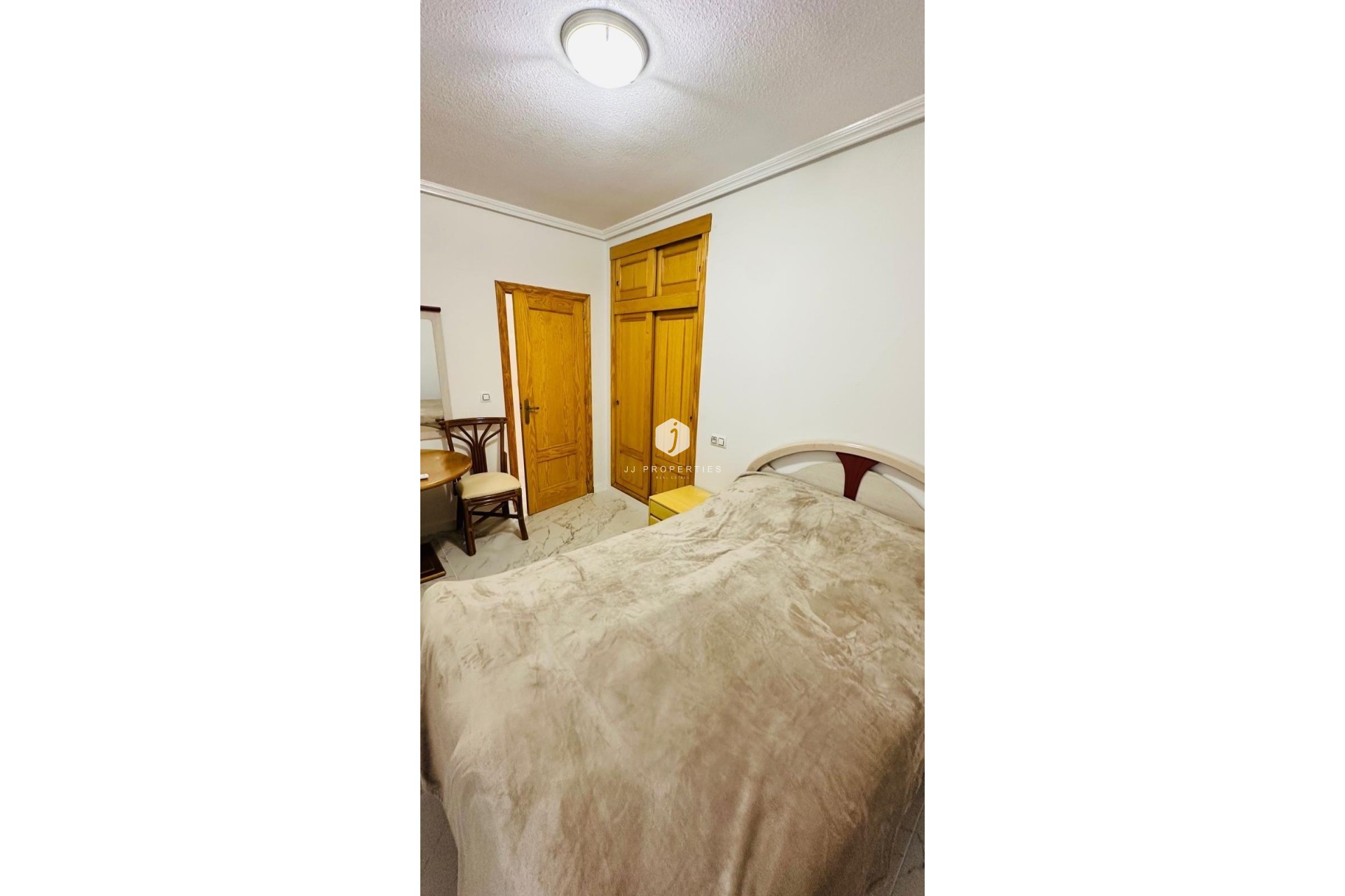 Resale - Apartment / flat -
Torrevieja - Acequion