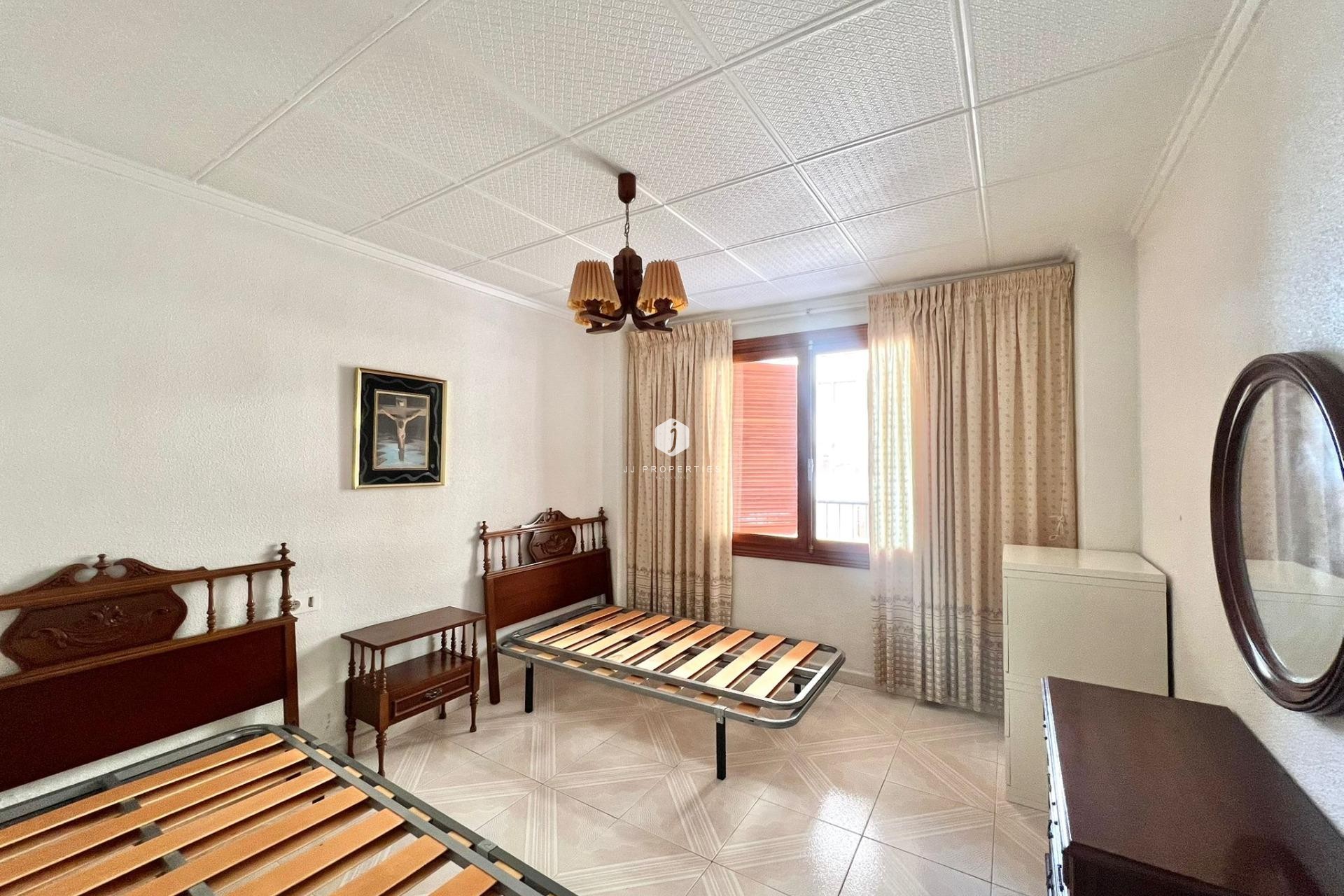 Resale - Apartment / flat -
Torrevieja - Acequion