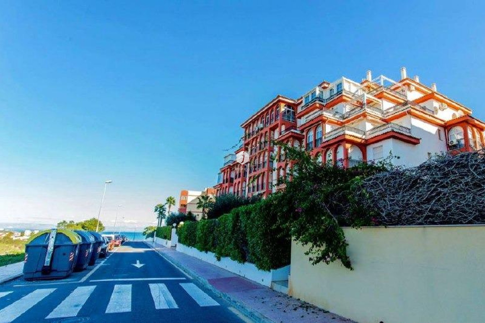 Resale - Apartment / flat -
Torrevieja - Aguas Nuevas 2