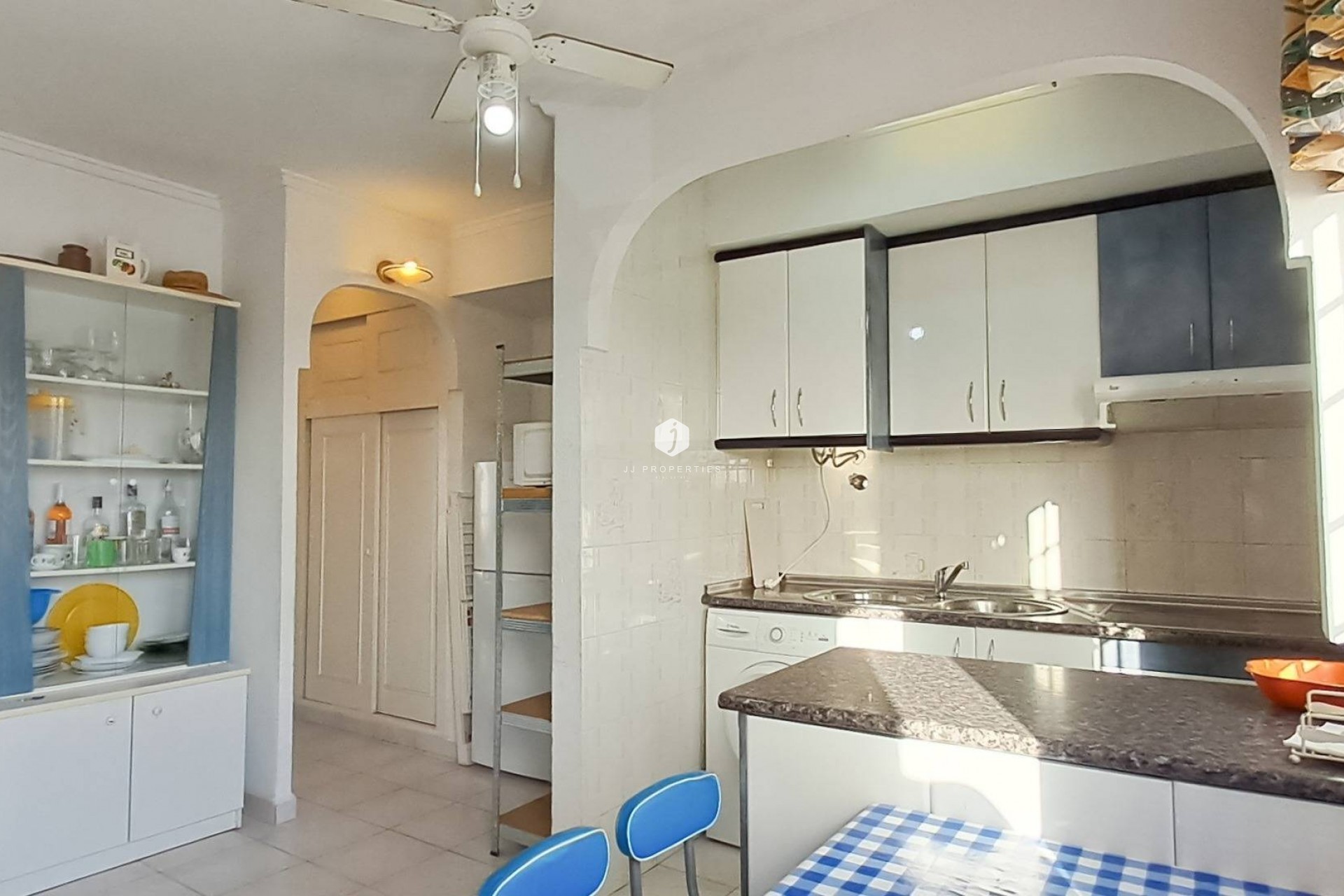 Resale - Apartment / flat -
Torrevieja - Aguas Nuevas 2