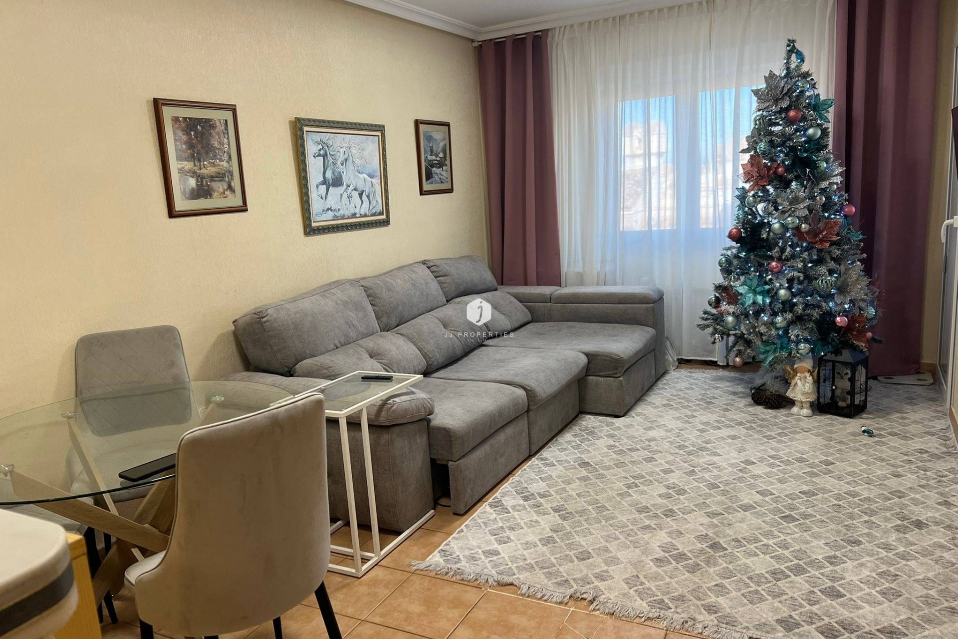 Resale - Apartment / flat -
Torrevieja - aguas nuevas
