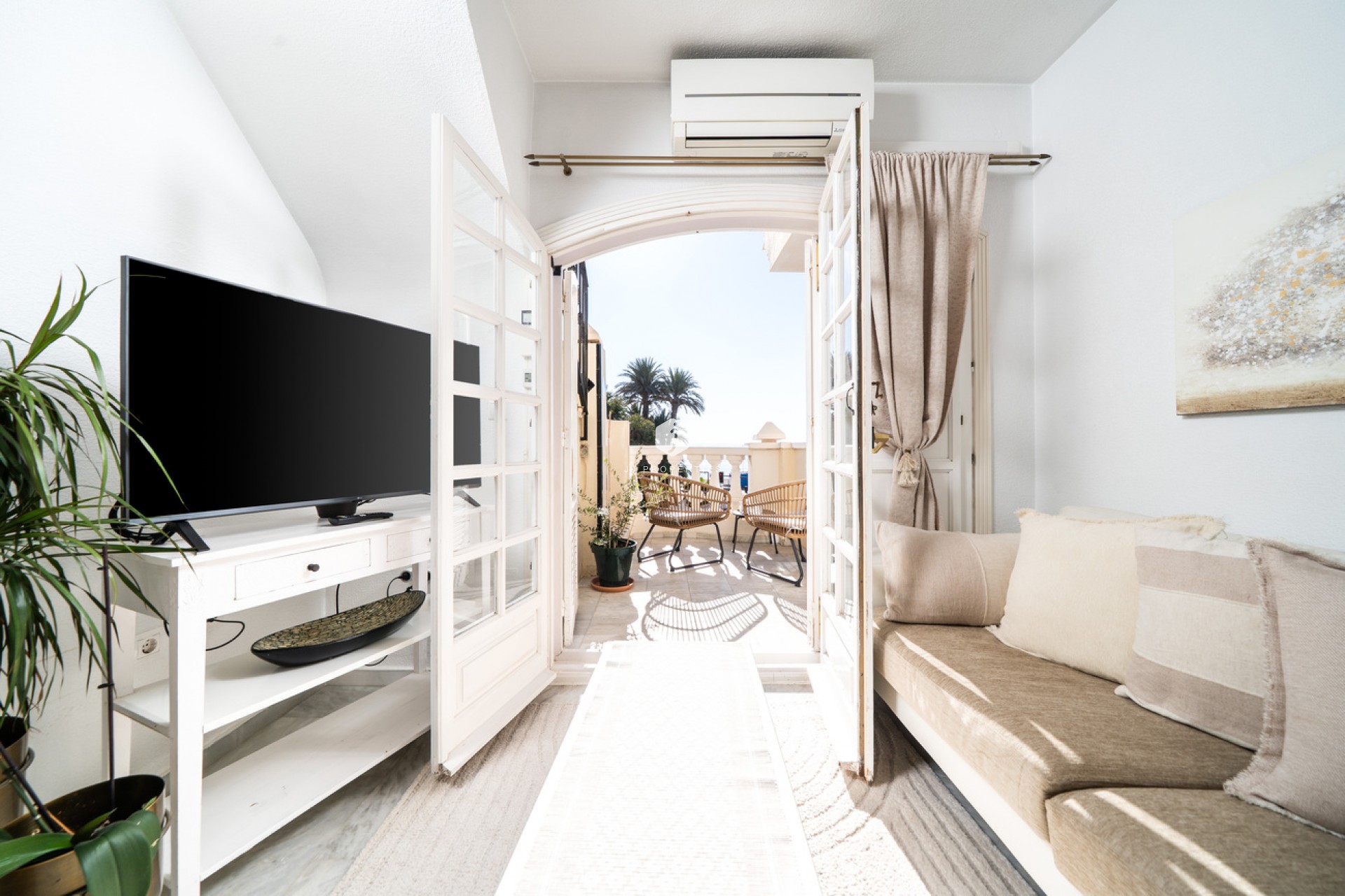 Resale - Apartment / flat -
Torrevieja - aguas nuevas
