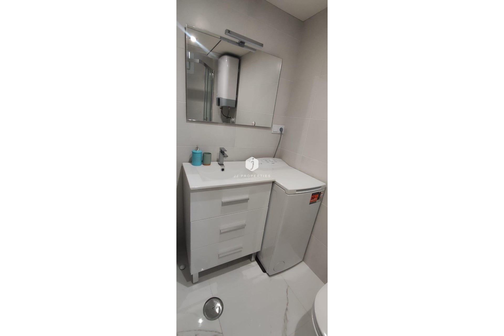 Resale - Apartment / flat -
Torrevieja - Cabo cervera