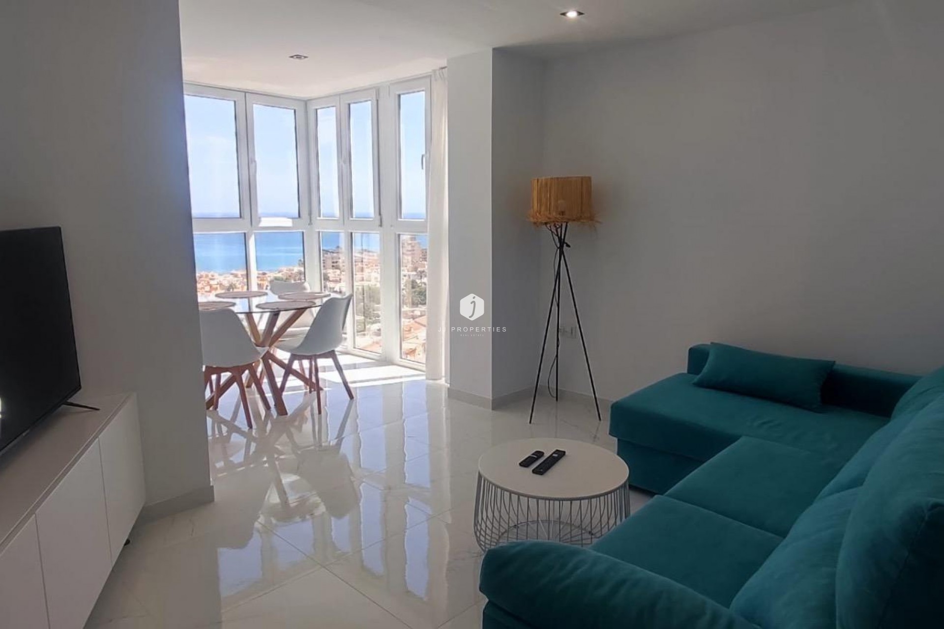 Resale - Apartment / flat -
Torrevieja - Cabo cervera