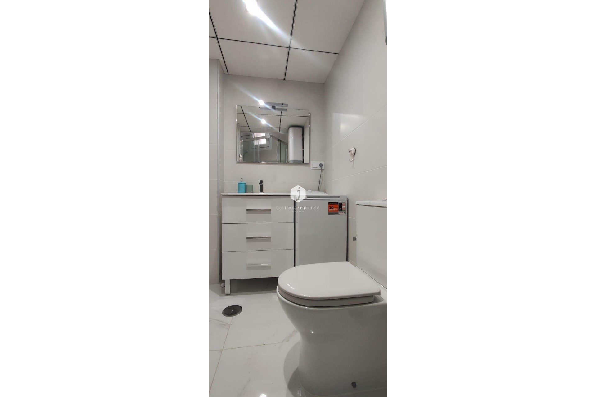 Resale - Apartment / flat -
Torrevieja - Cabo cervera