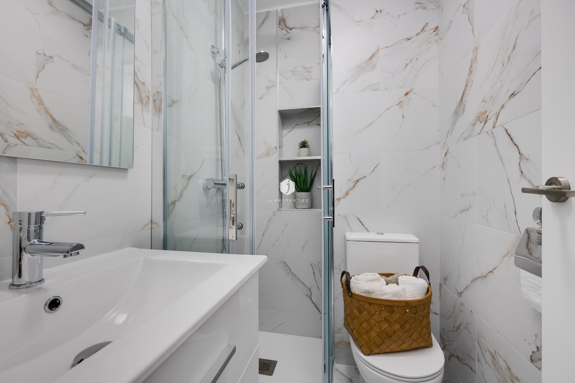 Resale - Apartment / flat -
Torrevieja - Cabo cervera