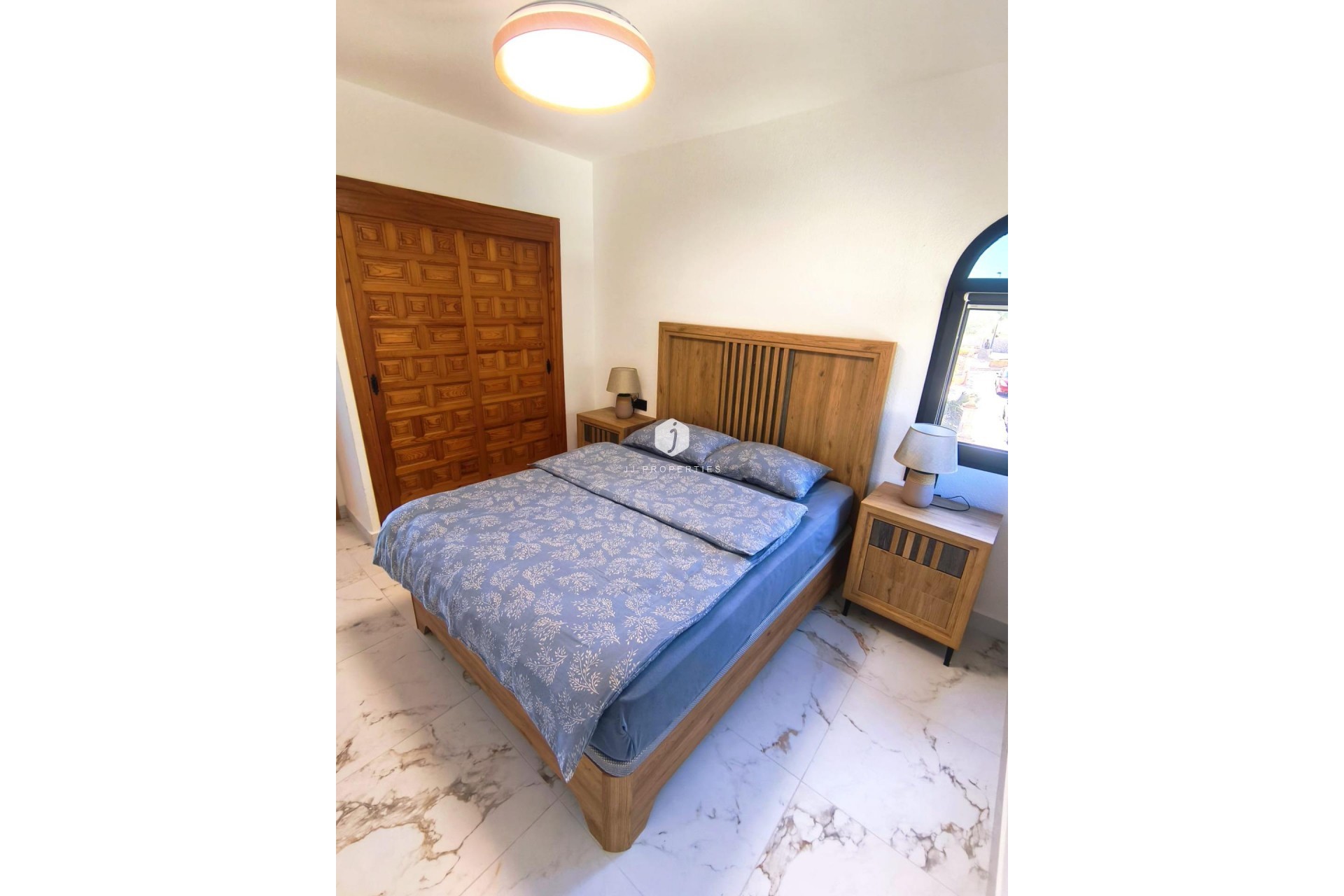 Resale - Apartment / flat -
Torrevieja - Cabo cervera