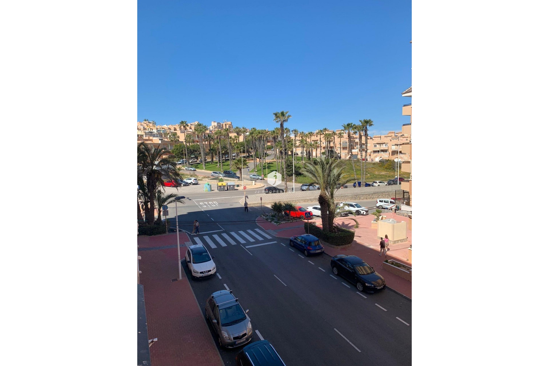 Resale - Apartment / flat -
Torrevieja - Cabo cervera