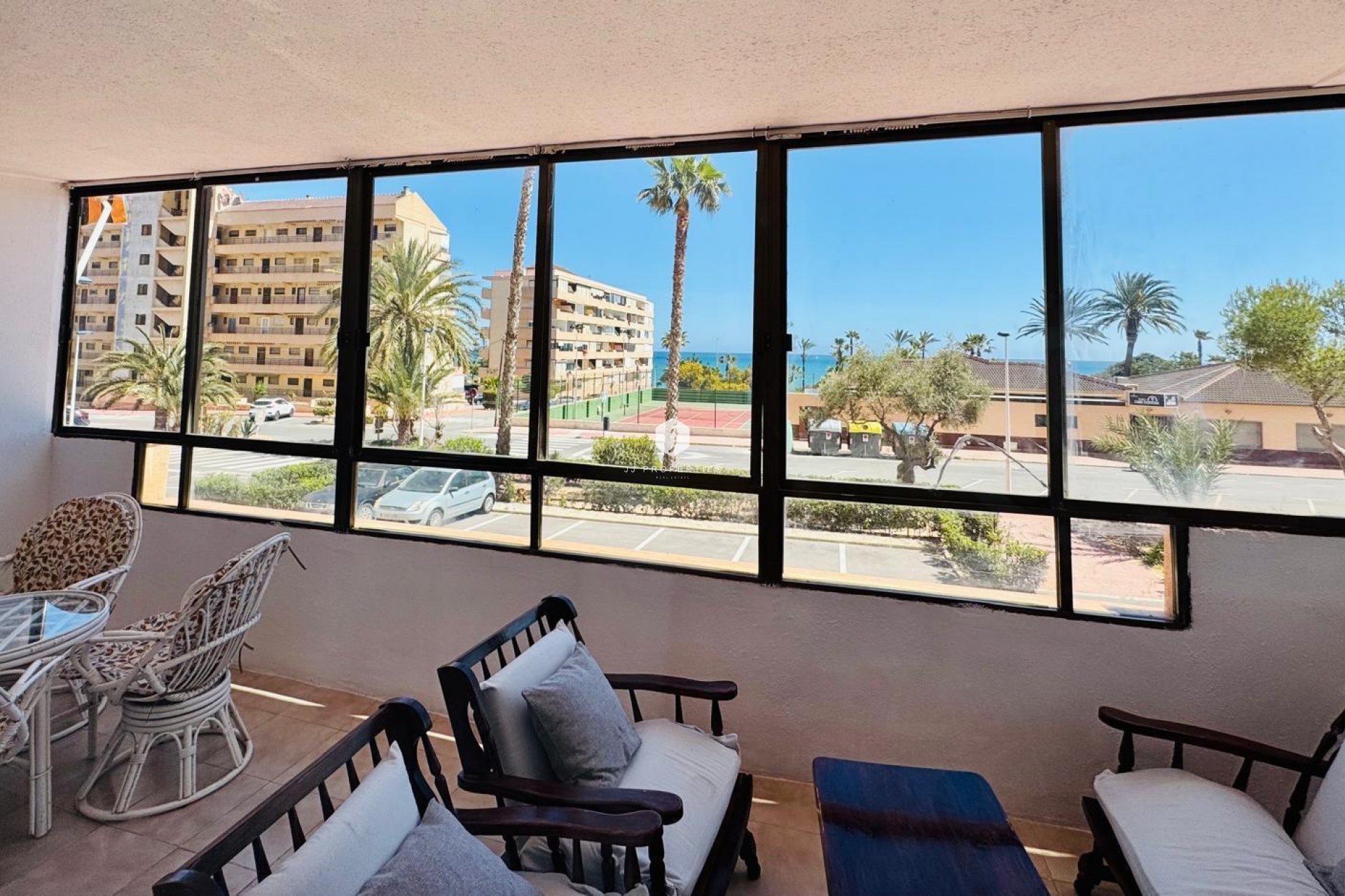 Resale - Apartment / flat -
Torrevieja - Cabo cervera