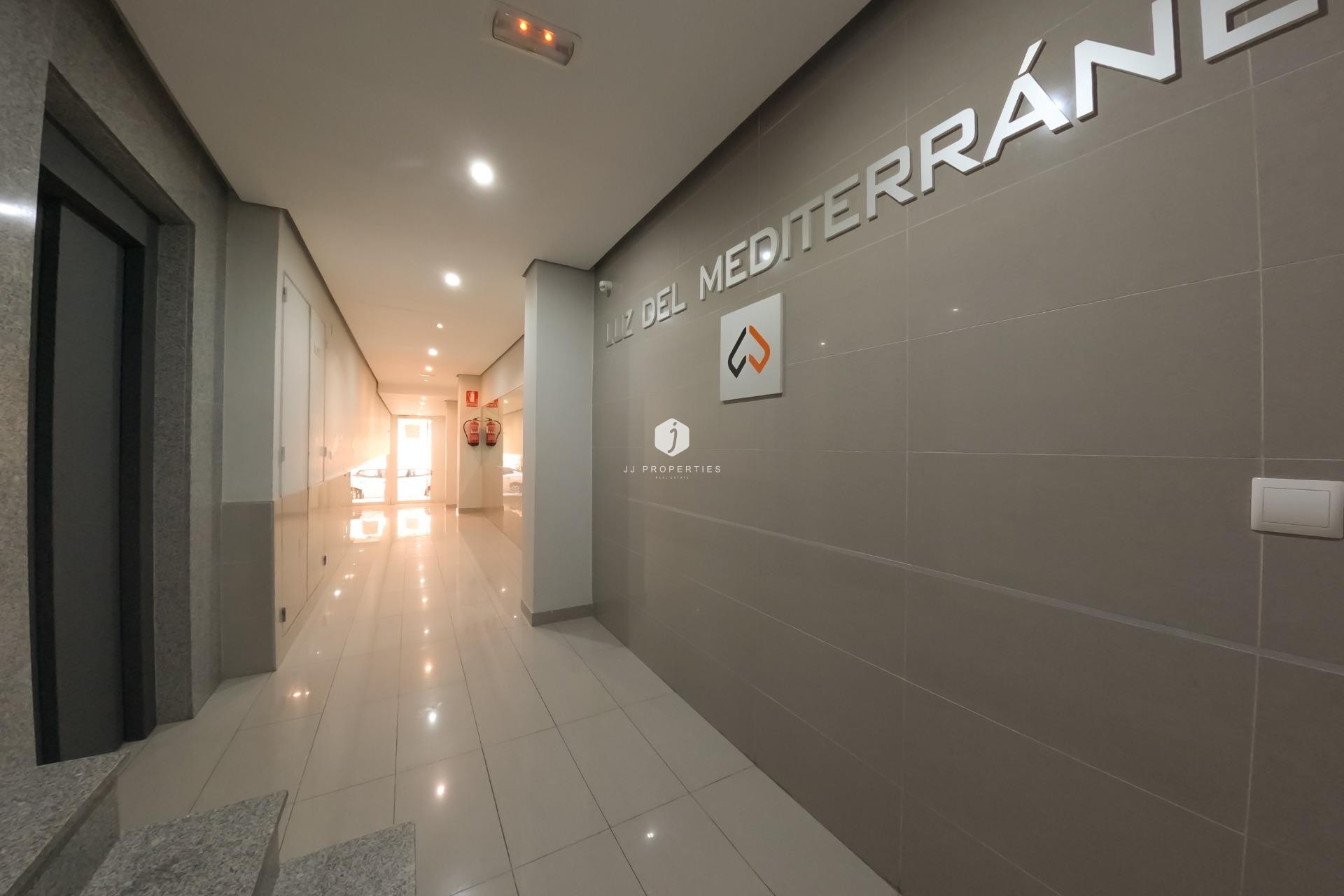 Resale - Apartment / flat -
Torrevieja - Cala Del Palangre