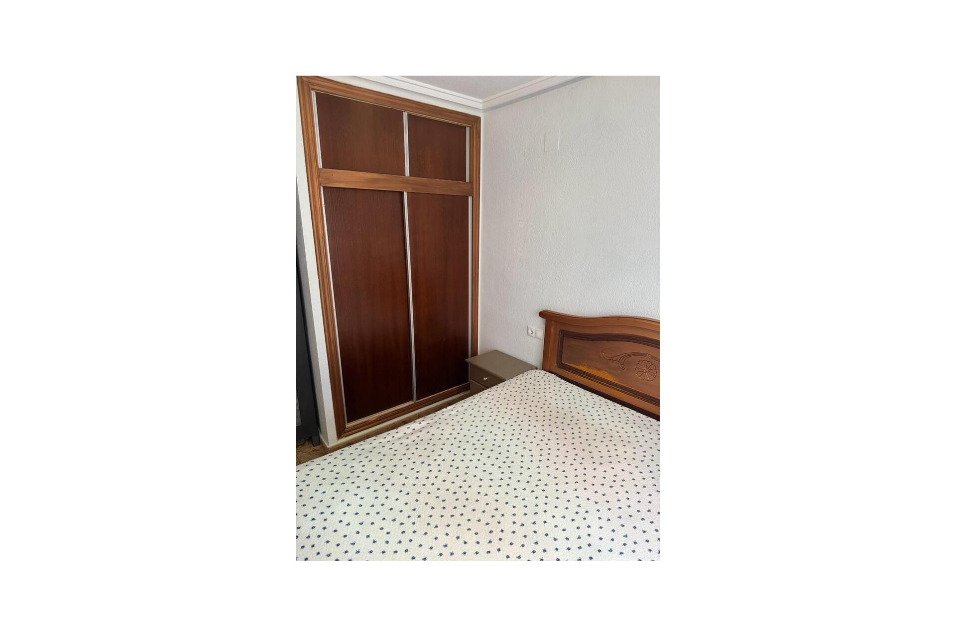 Resale - Apartment / flat -
Torrevieja - CENTER