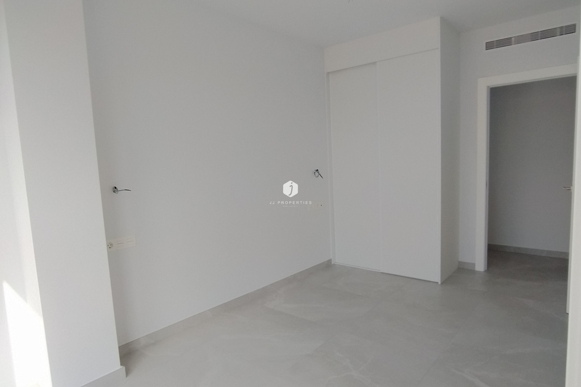 Resale - Apartment / flat -
Torrevieja - CENTRE PLAYA DEL CURA LAS PISCINAS