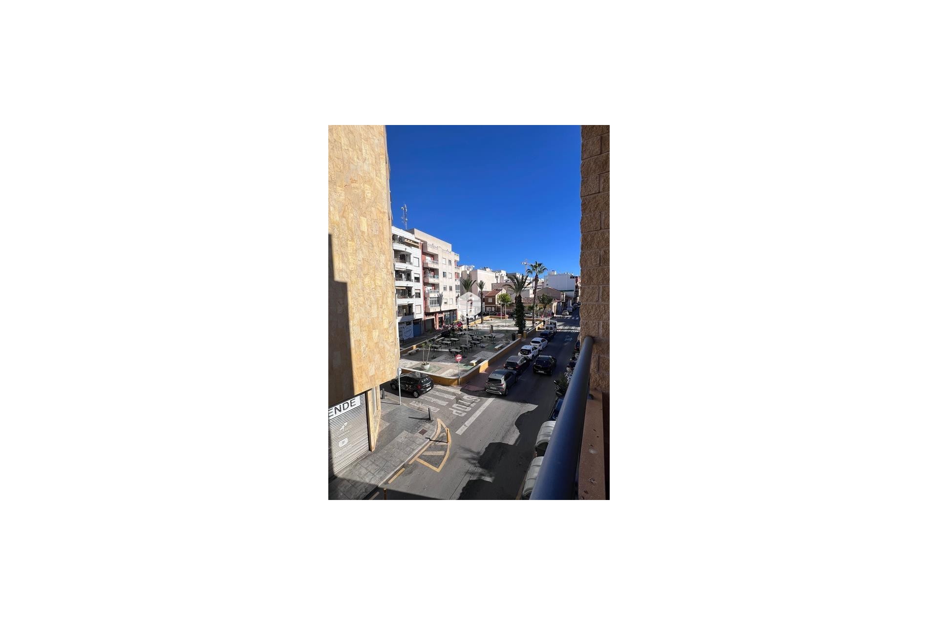 Resale - Apartment / flat -
Torrevieja - CENTRO CASCO URBANO