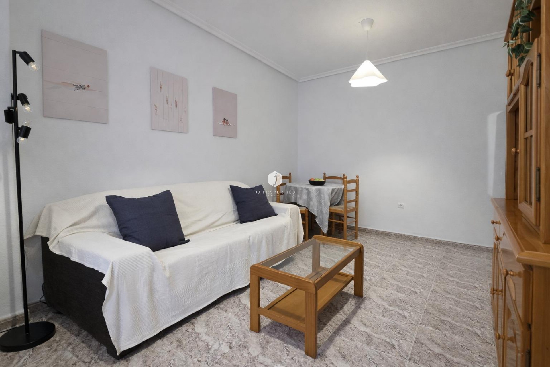 Resale - Apartment / flat -
Torrevieja - Centro - Muelle Pesquero