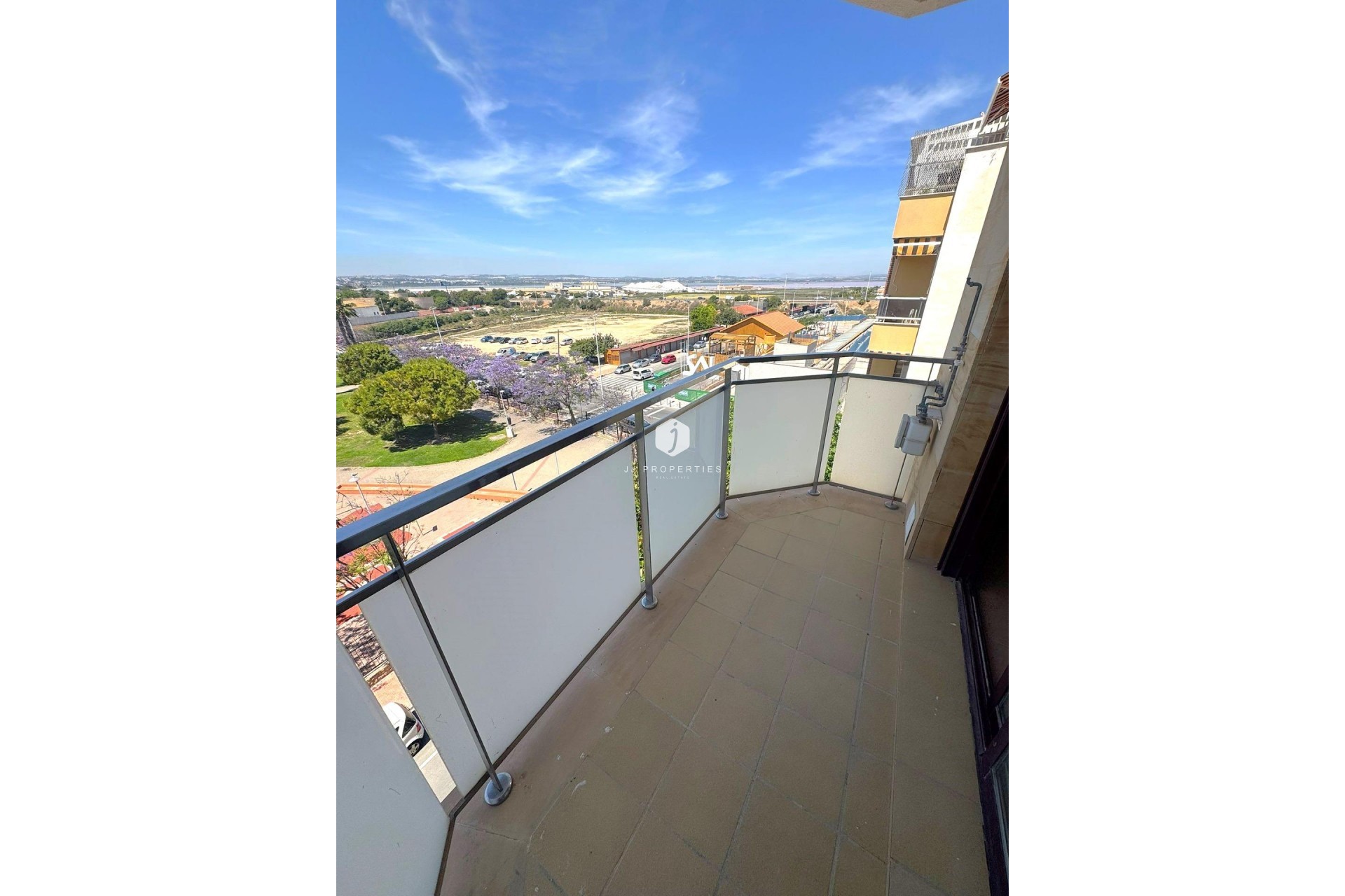 Resale - Apartment / flat -
Torrevieja - Centro - Muelle Pesquero