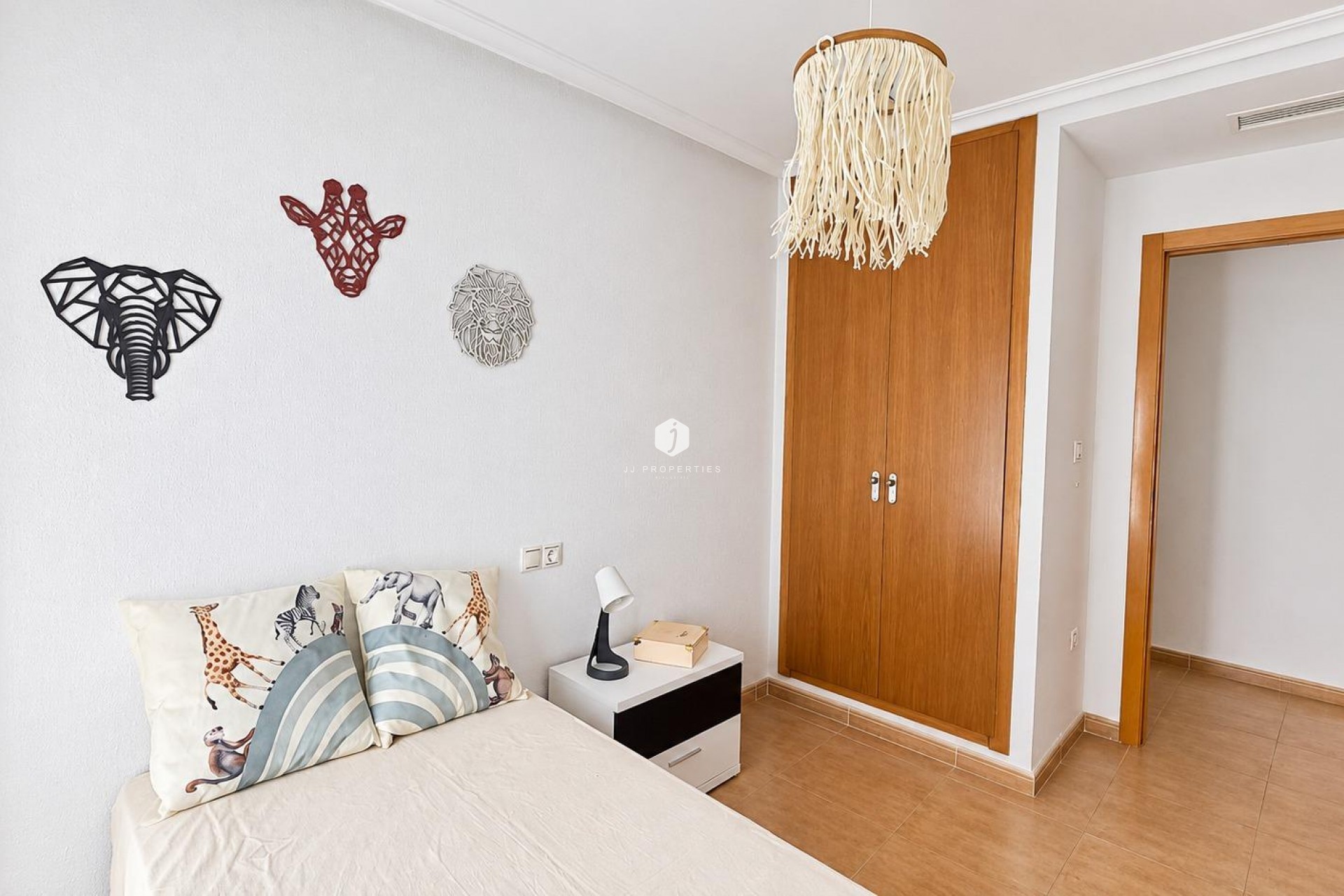 Resale - Apartment / flat -
Torrevieja - Centro - Muelle Pesquero
