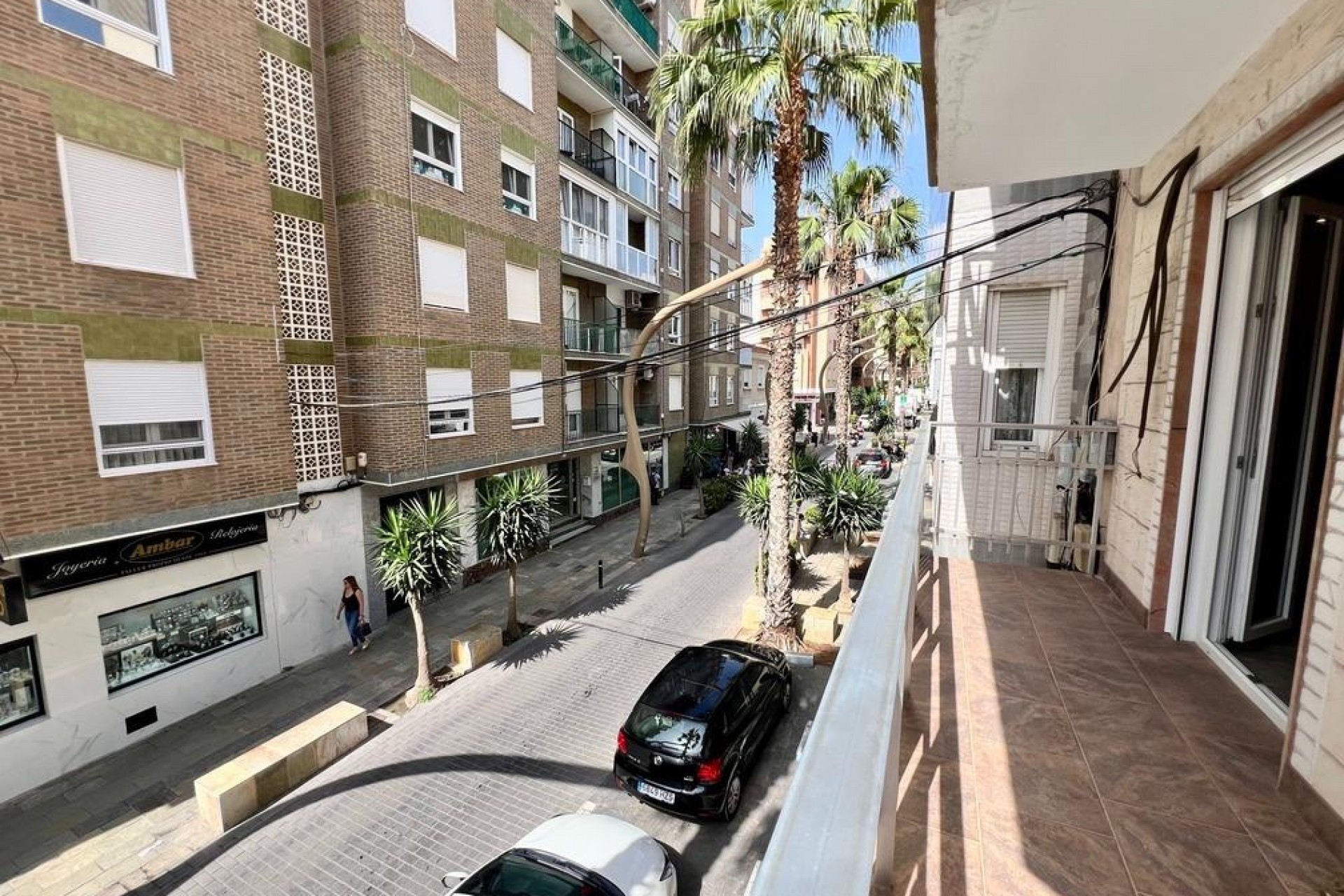 Resale - Apartment / flat -
Torrevieja - Centro