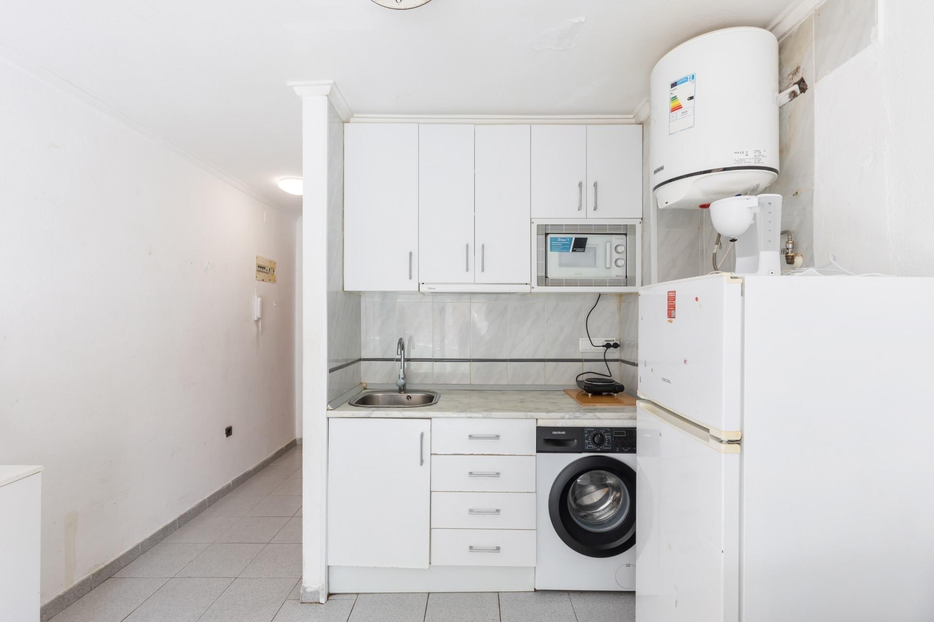 Resale - Apartment / flat -
Torrevieja - Centro