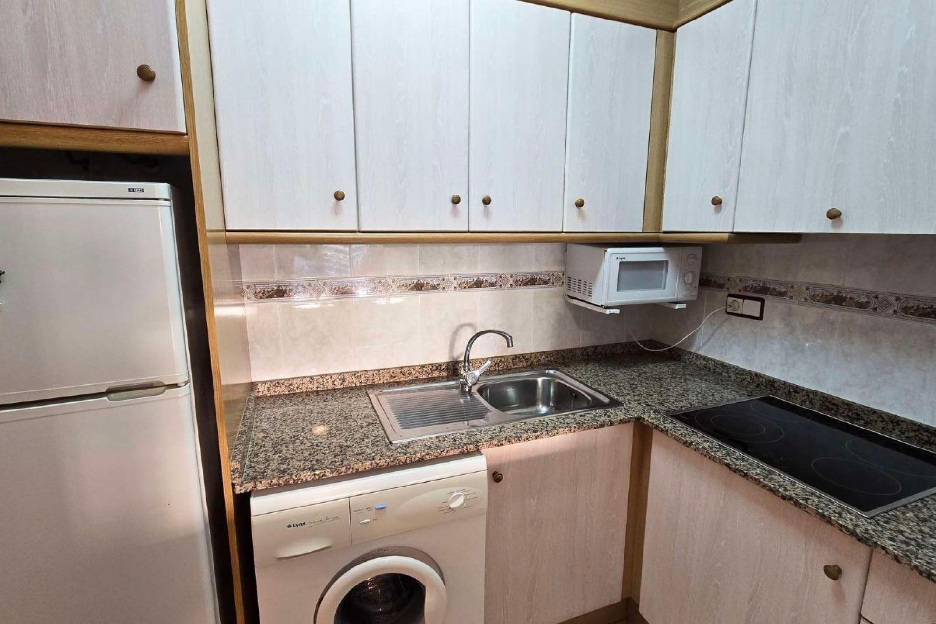 Resale - Apartment / flat -
Torrevieja - Centro