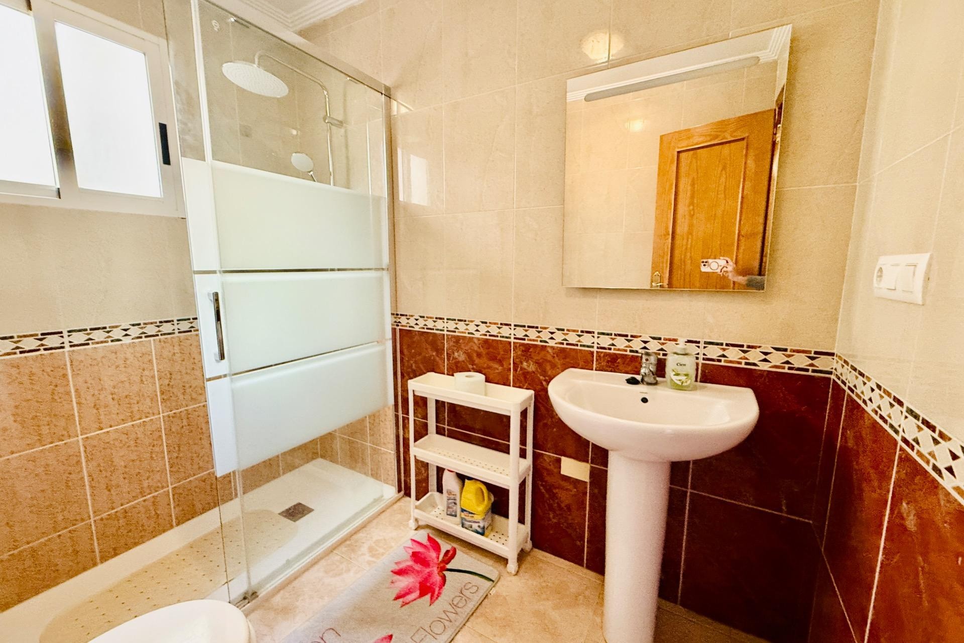 Resale - Apartment / flat -
Torrevieja - Centro