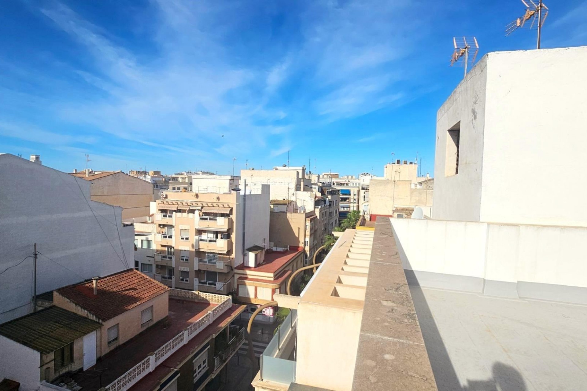 Resale - Apartment / flat -
Torrevieja - Centro