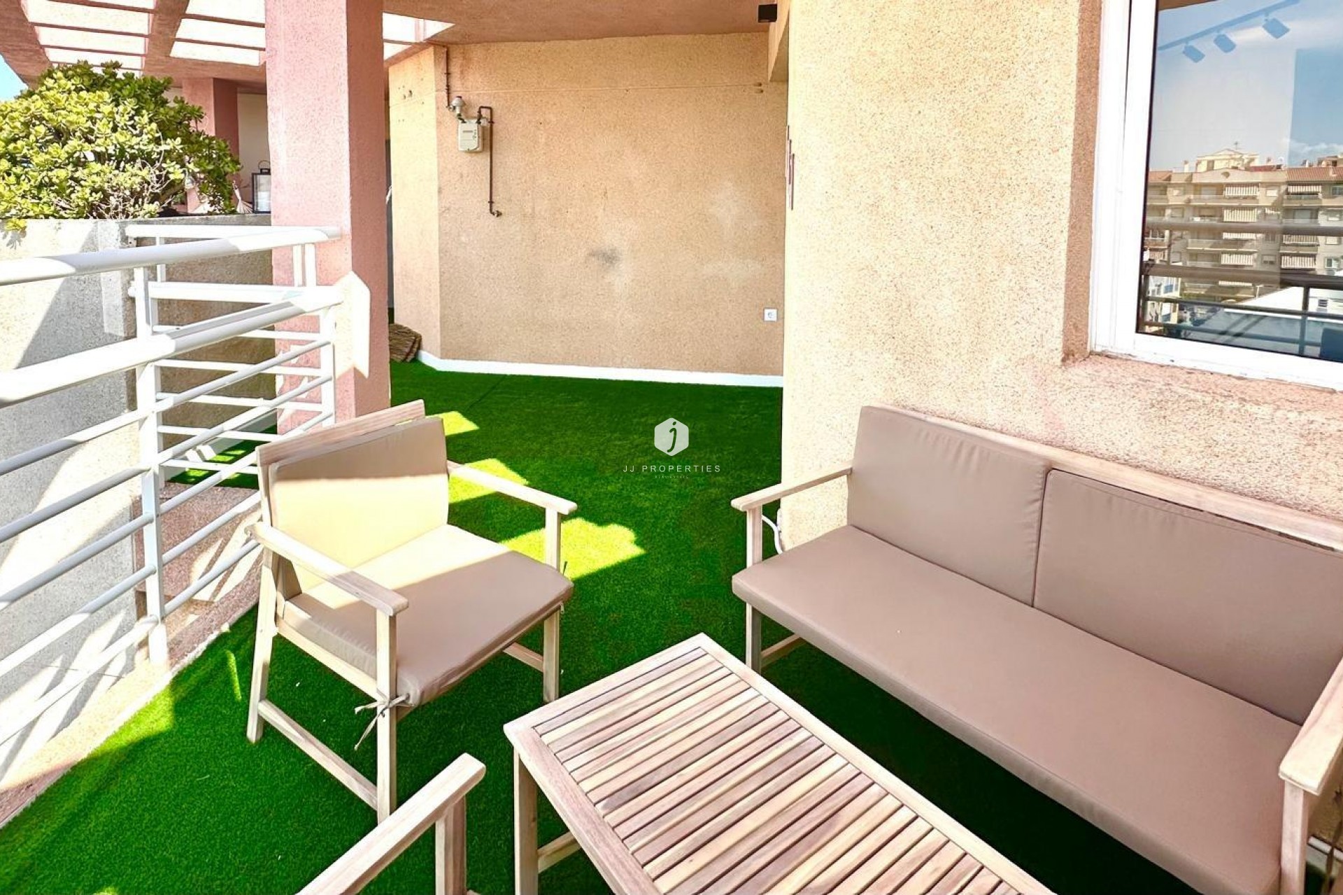 Resale - Apartment / flat -
Torrevieja - Centro