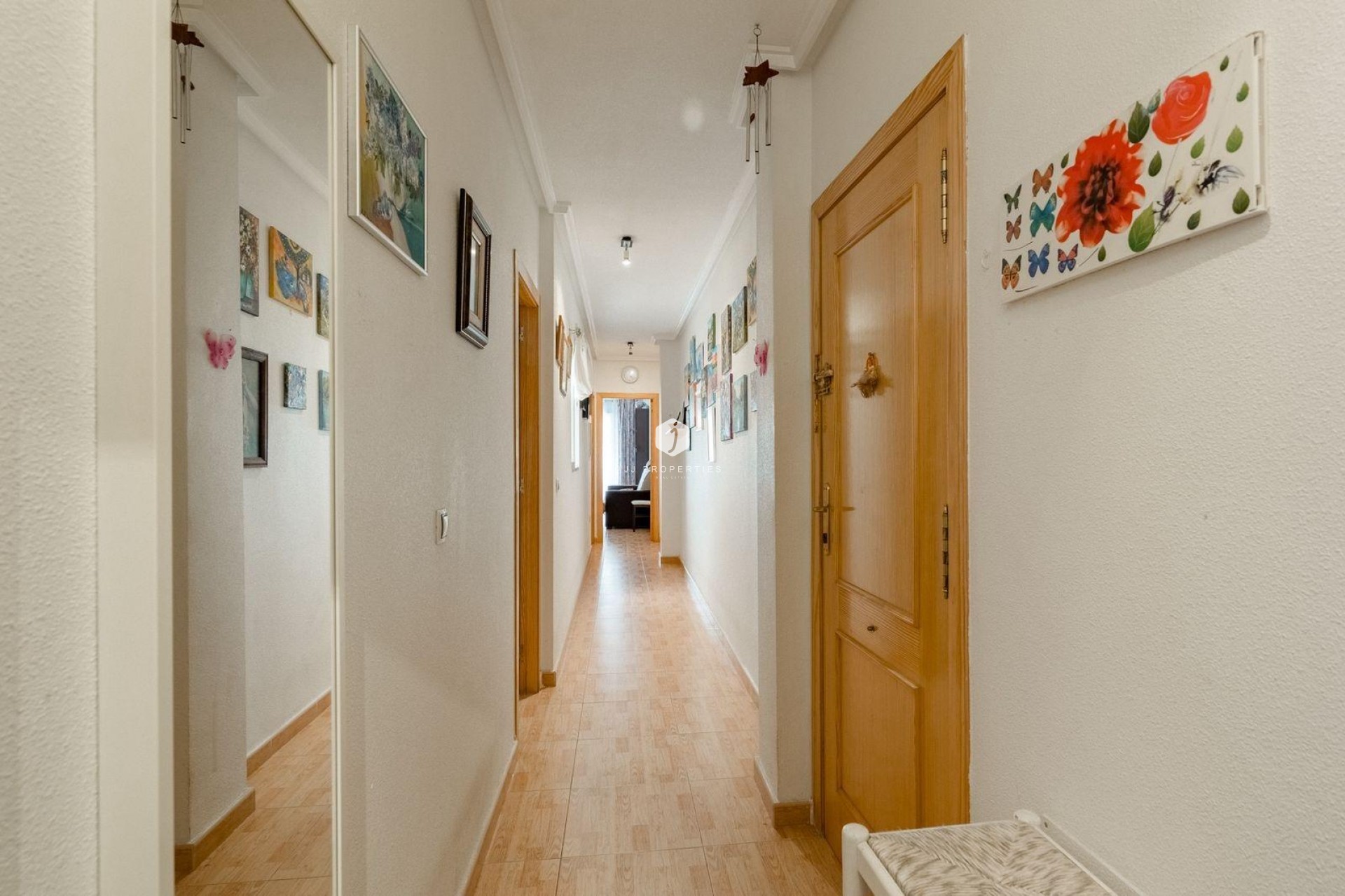 Resale - Apartment / flat -
Torrevieja - Centro