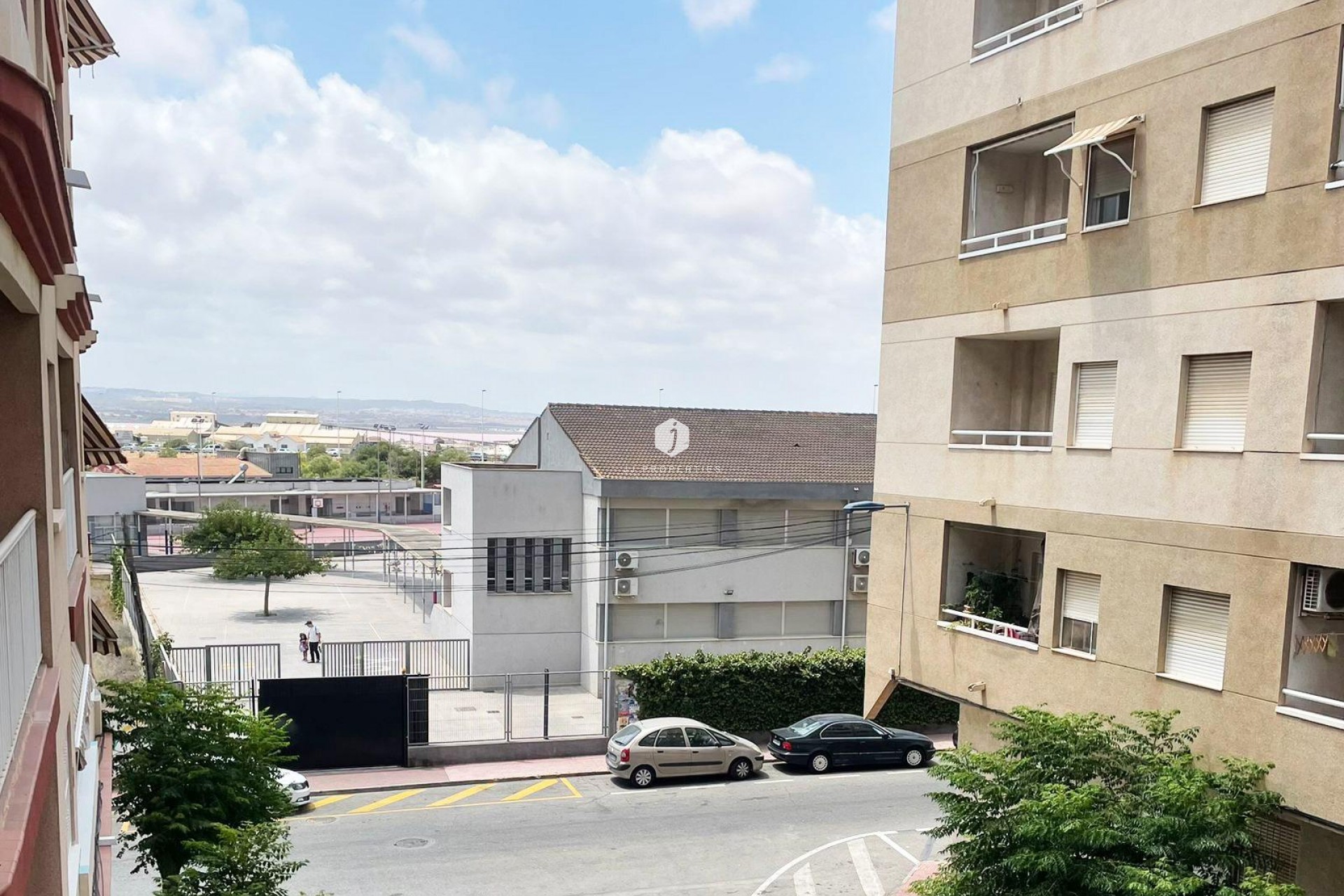 Resale - Apartment / flat -
Torrevieja - Centro