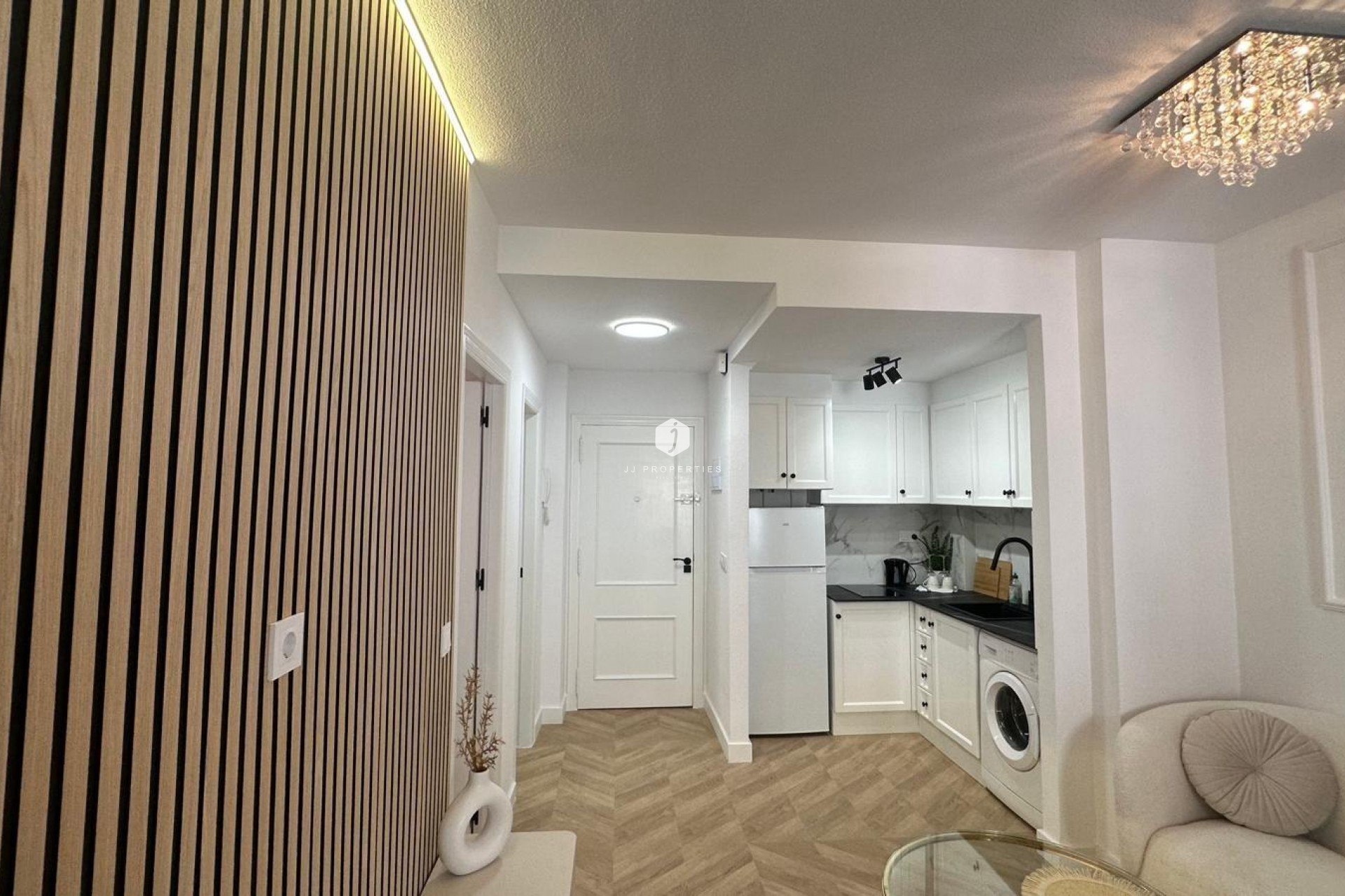 Resale - Apartment / flat -
Torrevieja - Centro