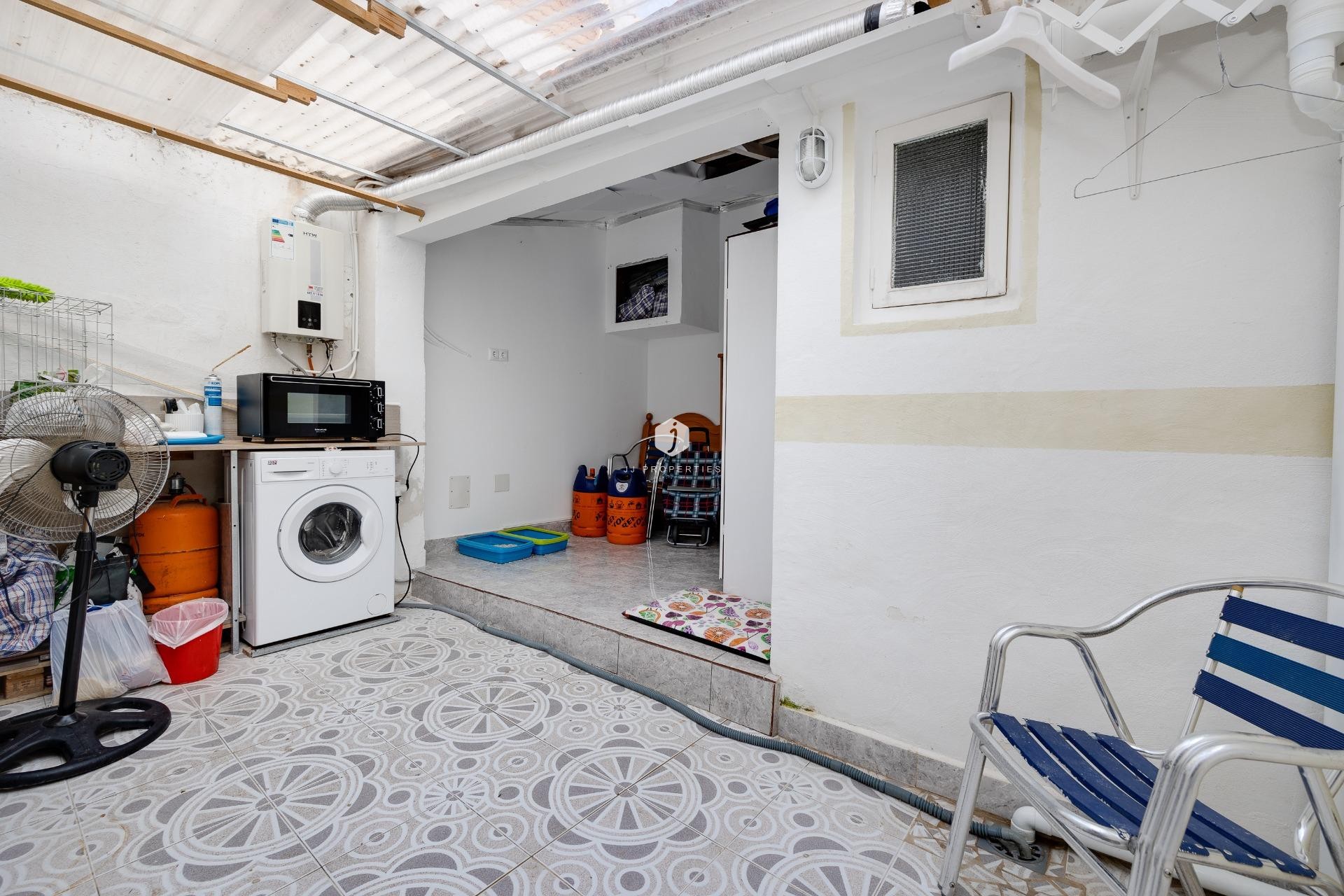 Resale - Apartment / flat -
Torrevieja - Centro