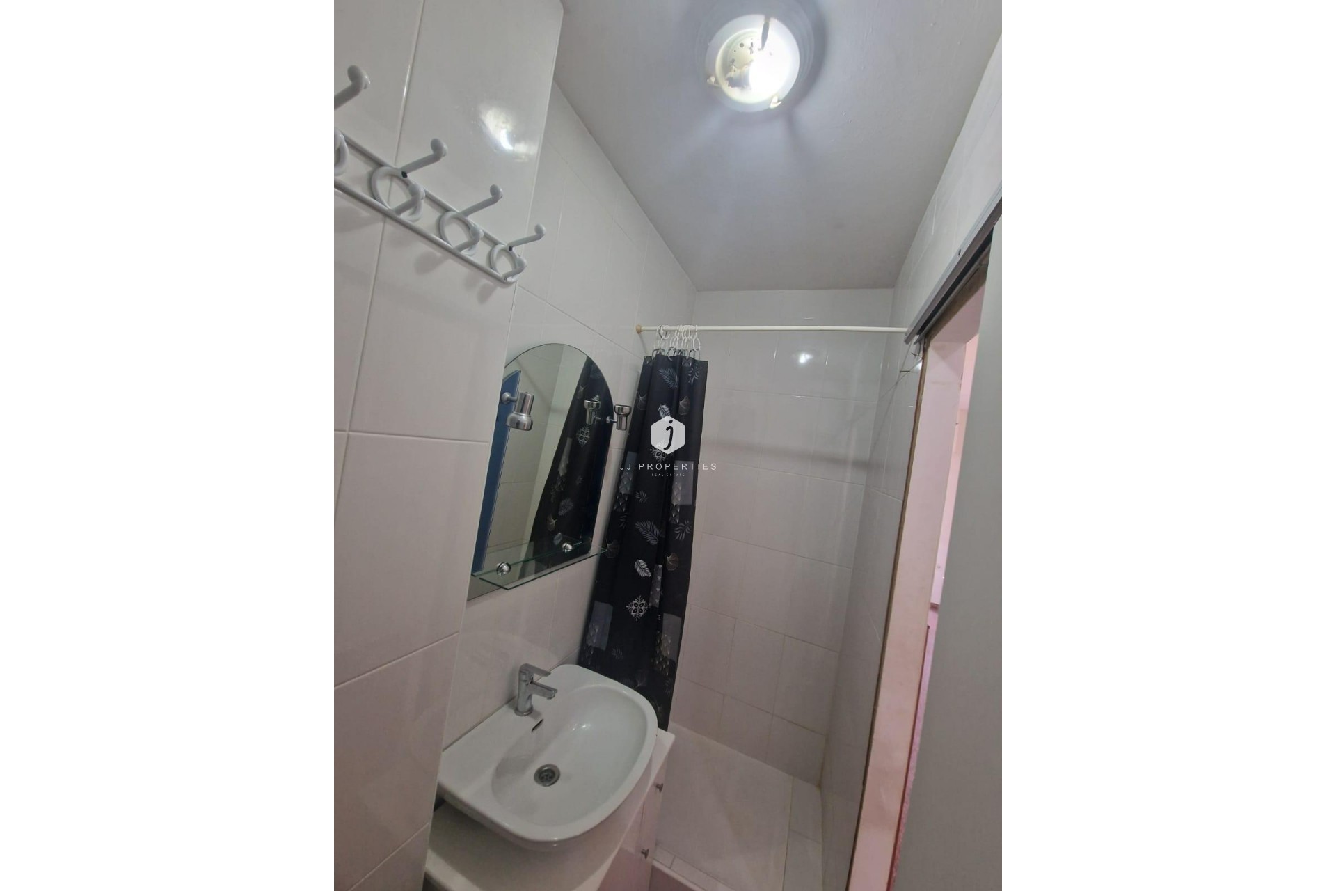 Resale - Apartment / flat -
Torrevieja - Centro