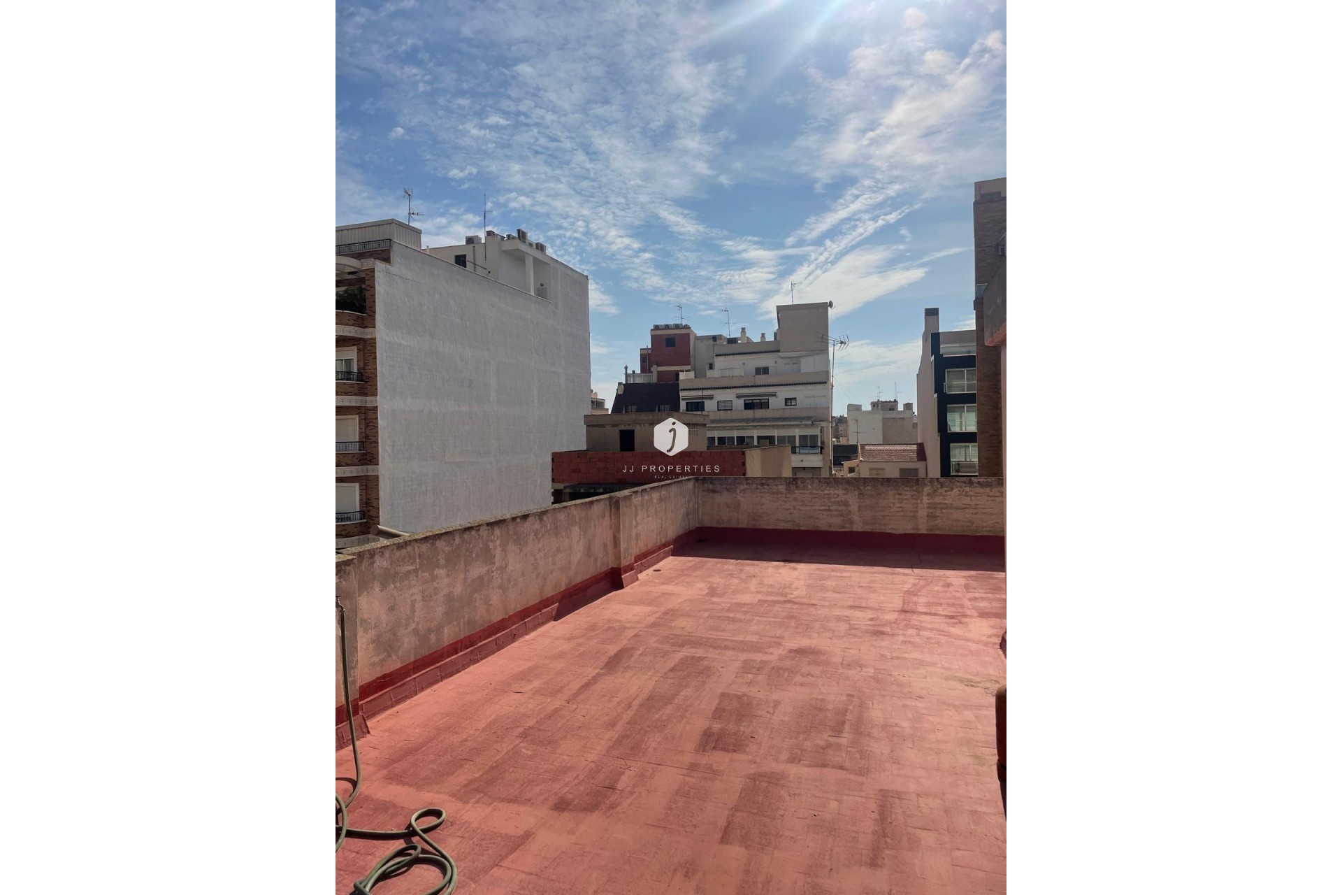 Resale - Apartment / flat -
Torrevieja - Centro