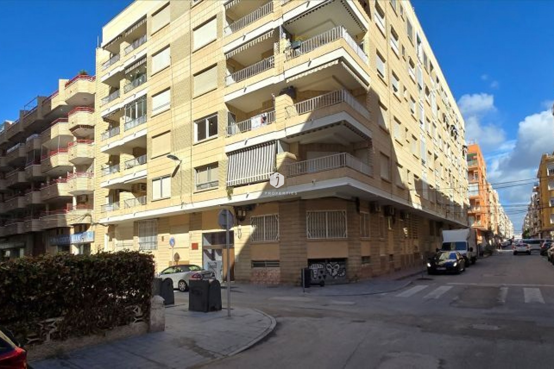 Resale - Apartment / flat -
Torrevieja - Centro