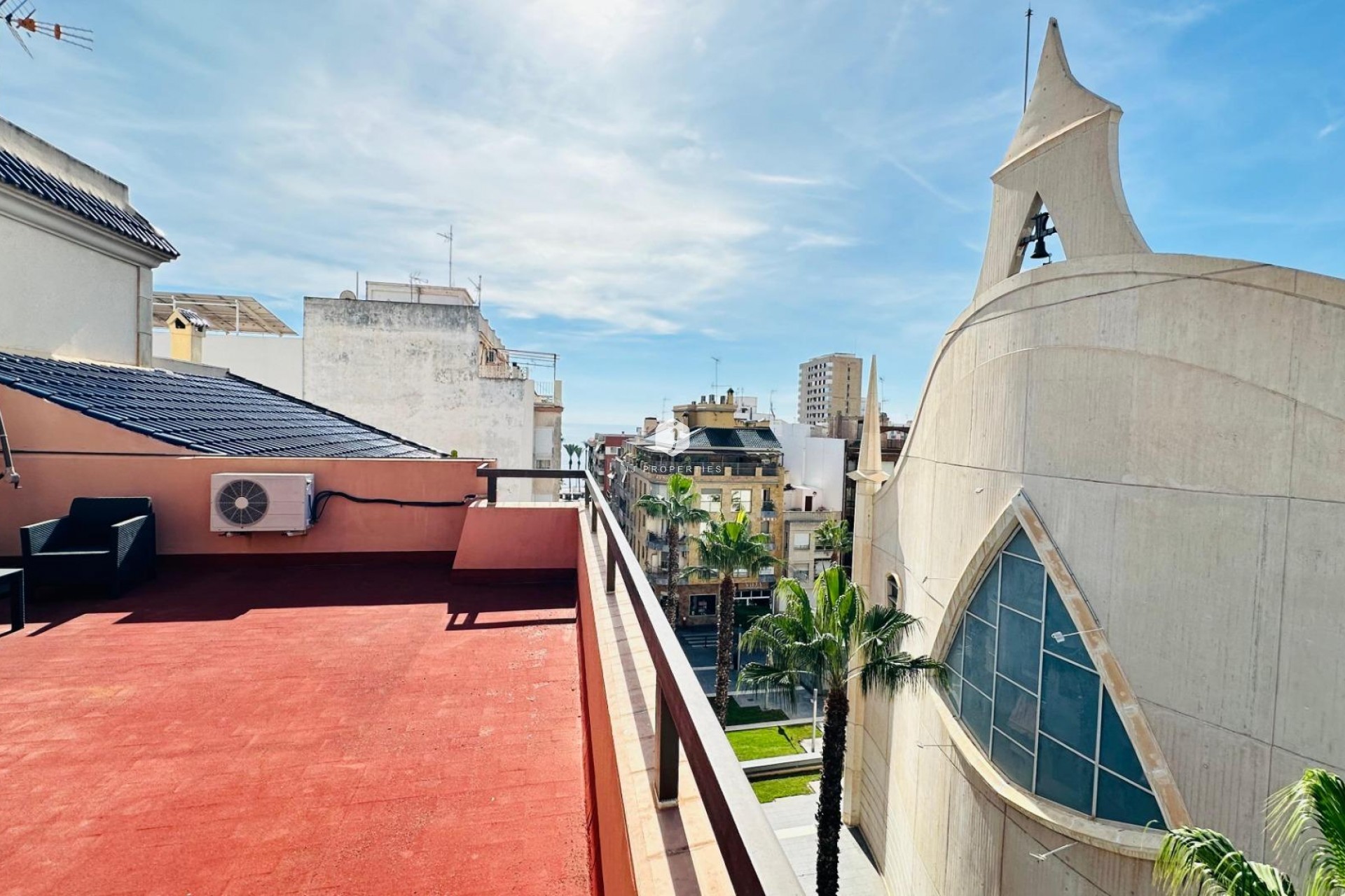 Resale - Apartment / flat -
Torrevieja - Centro