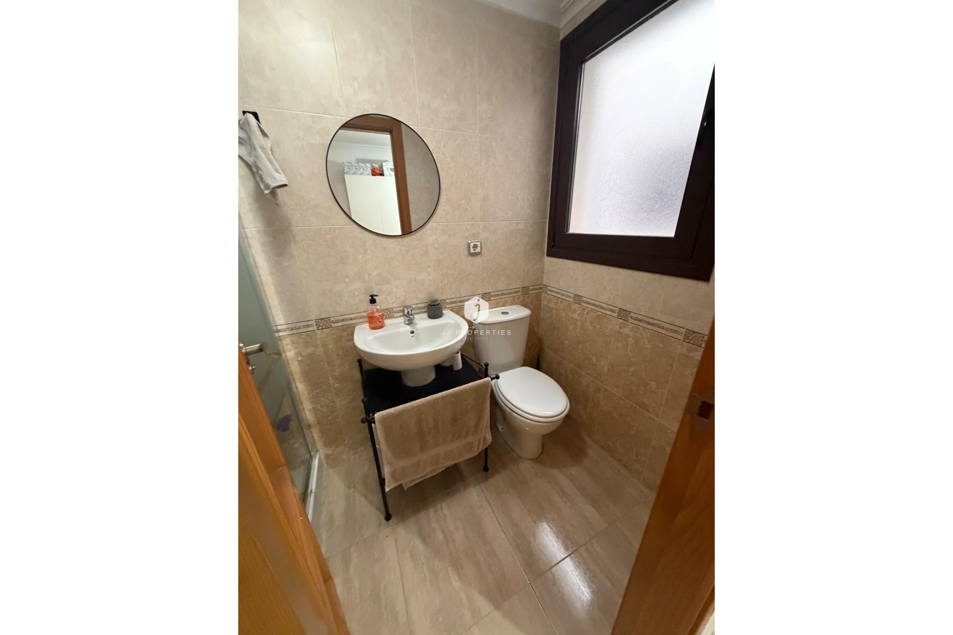 Resale - Apartment / flat -
Torrevieja - Centro