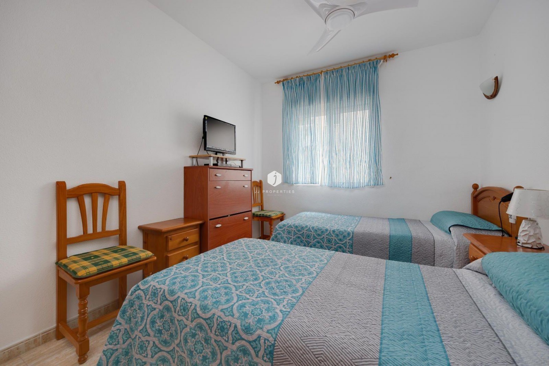 Resale - Apartment / flat -
Torrevieja - Centro