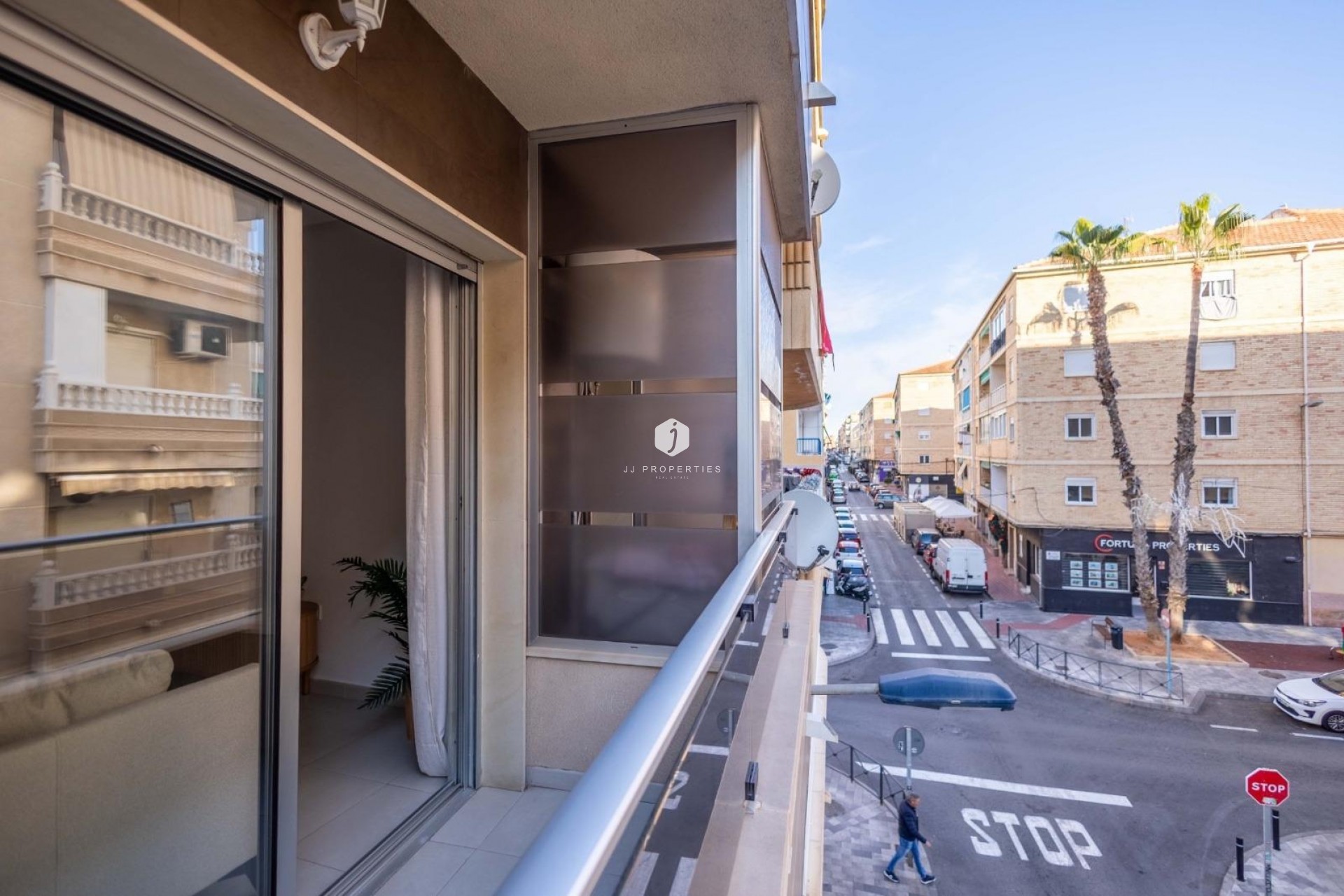 Resale - Apartment / flat -
Torrevieja - Centro