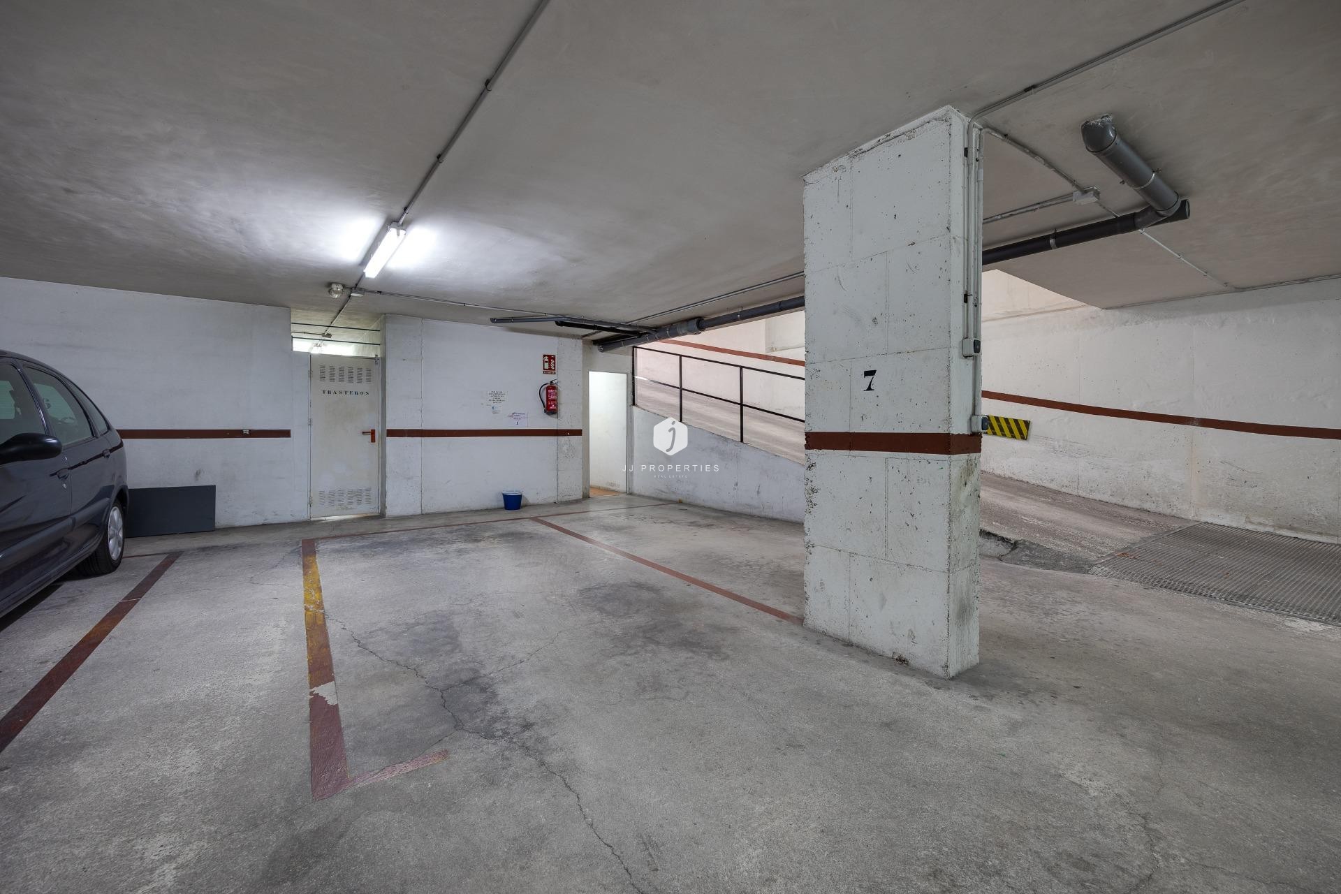 Resale - Apartment / flat -
Torrevieja - Centro