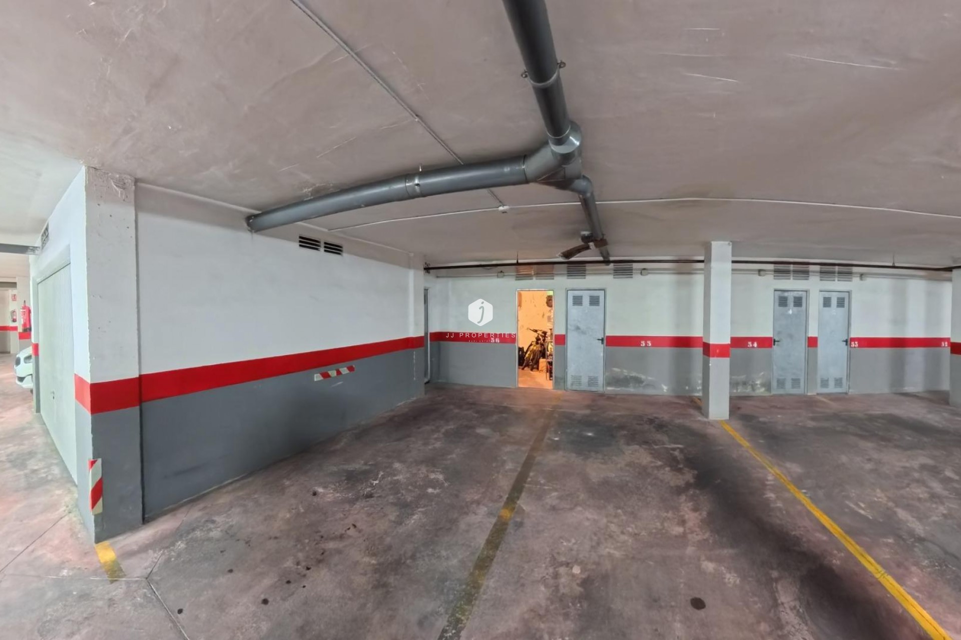 Resale - Apartment / flat -
Torrevieja - Centro