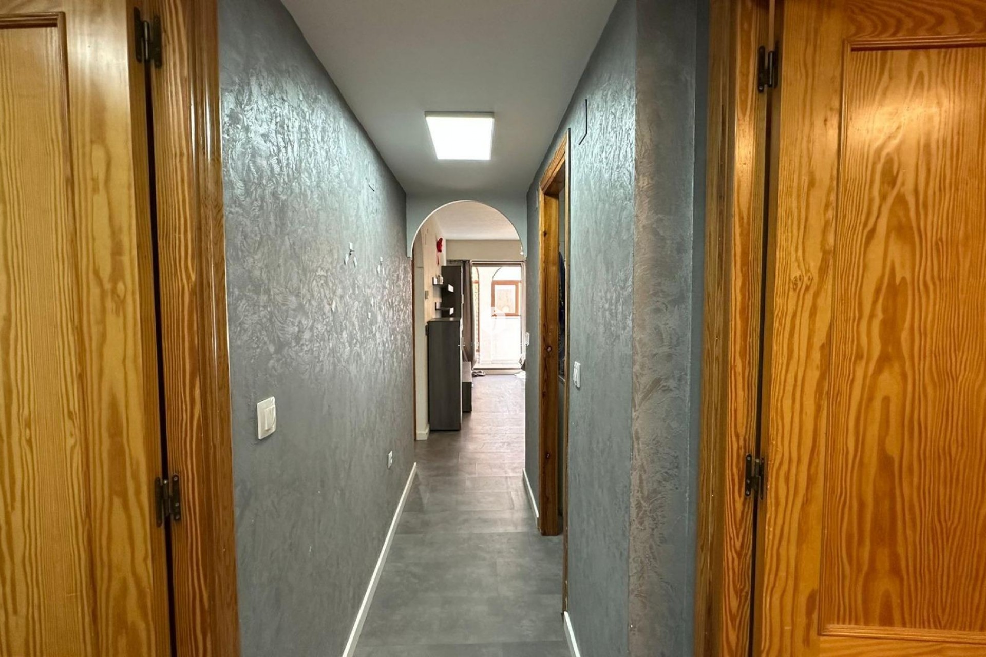 Resale - Apartment / flat -
Torrevieja - Centro