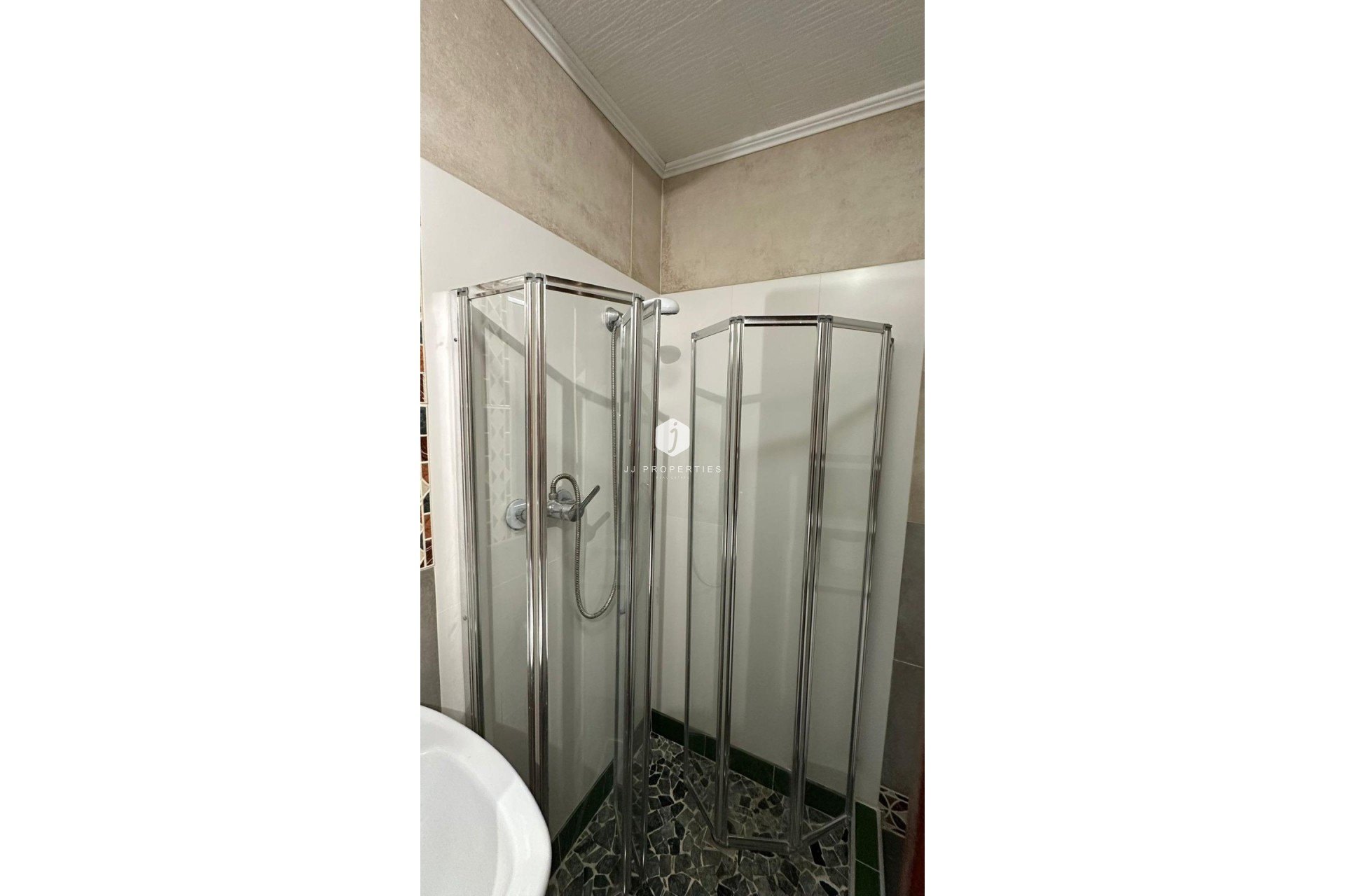 Resale - Apartment / flat -
Torrevieja - Centro