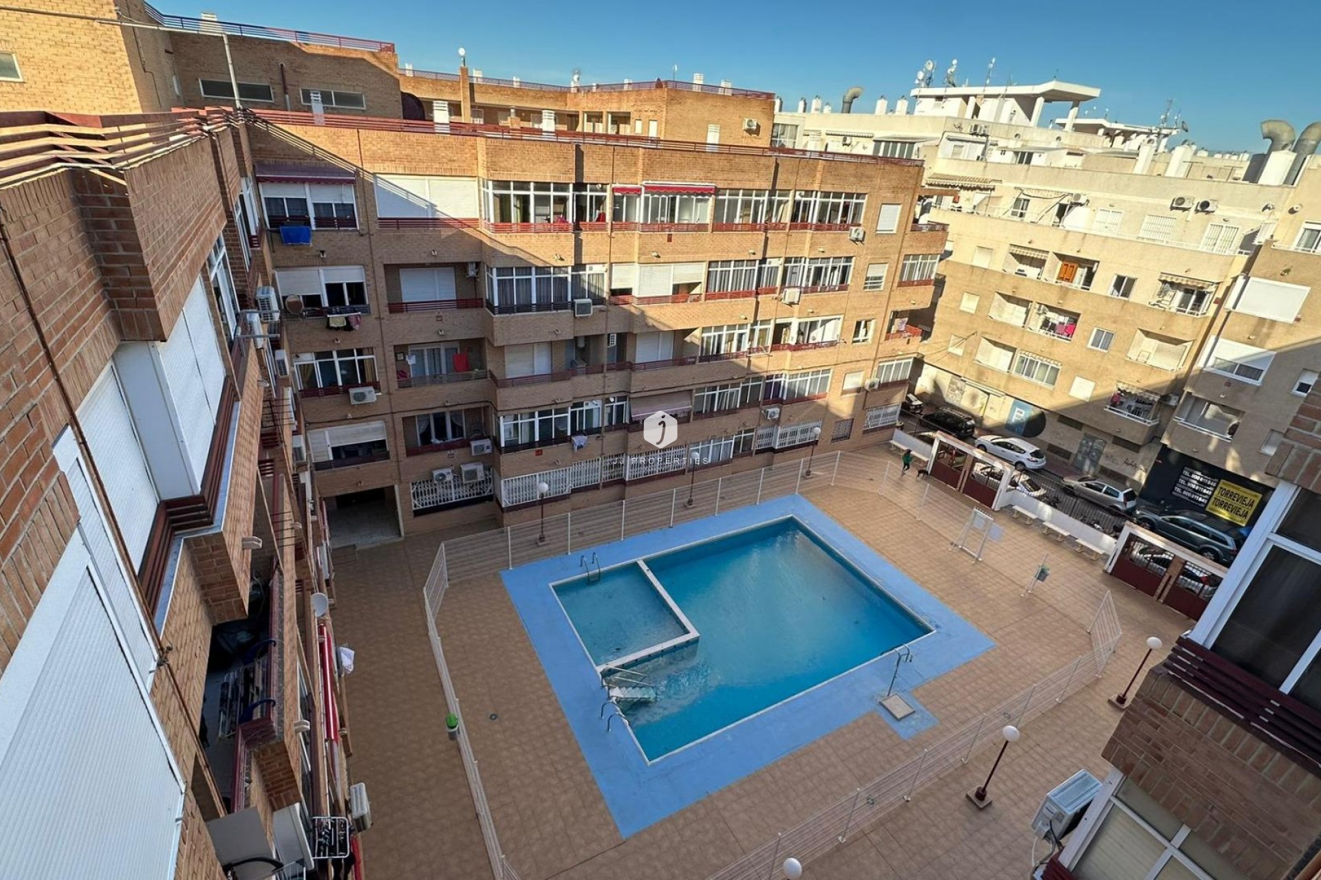 Resale - Apartment / flat -
Torrevieja - Centro