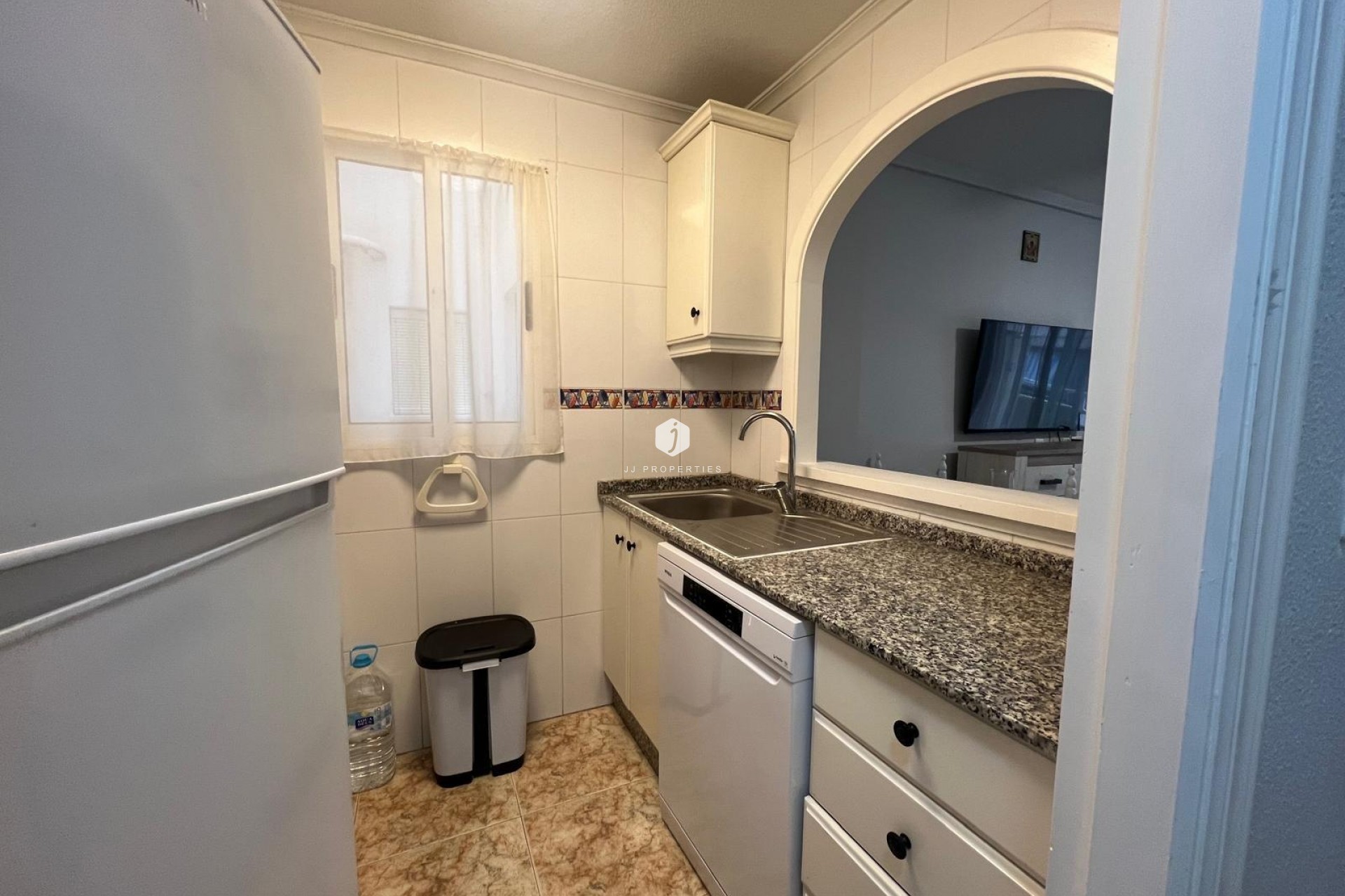 Resale - Apartment / flat -
Torrevieja - Centro